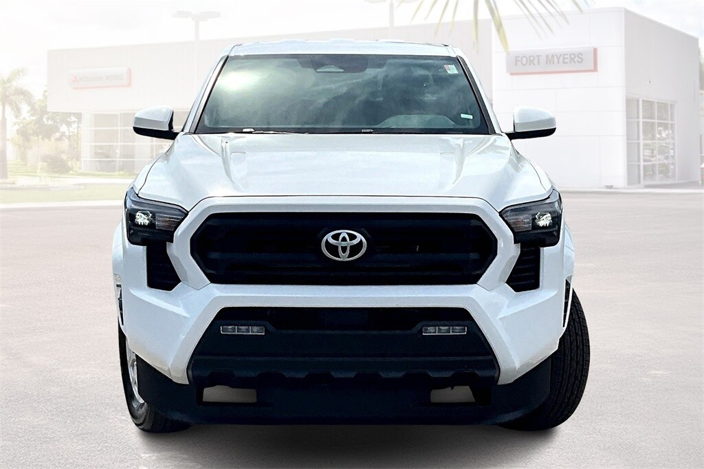 2024 Toyota Tacoma SR5 photo 4