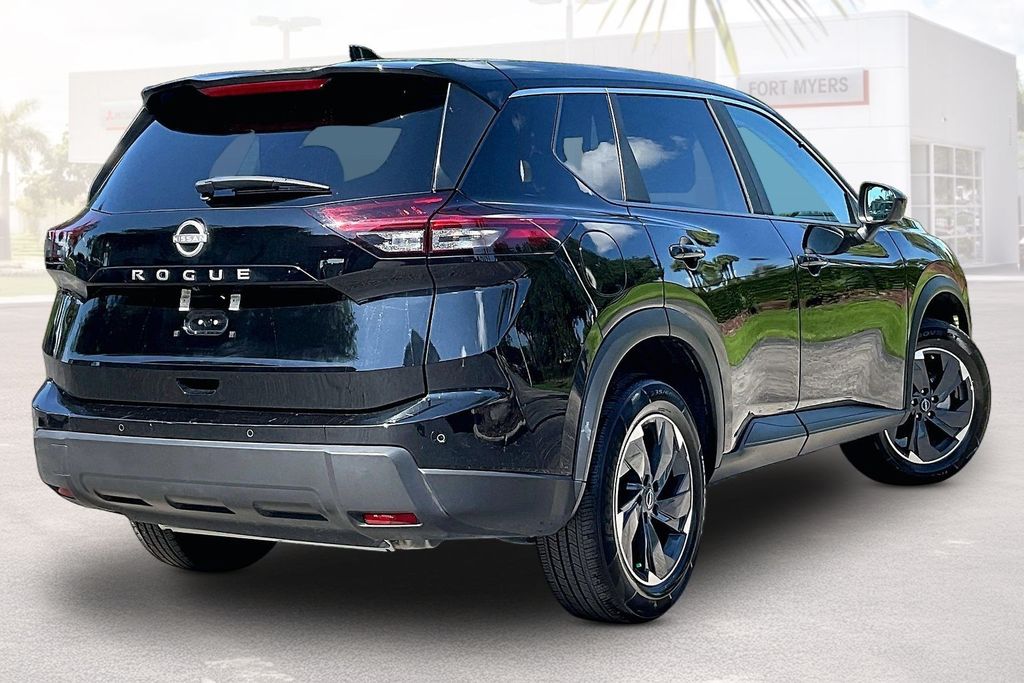 2025 Nissan Rogue SV - Photo 32