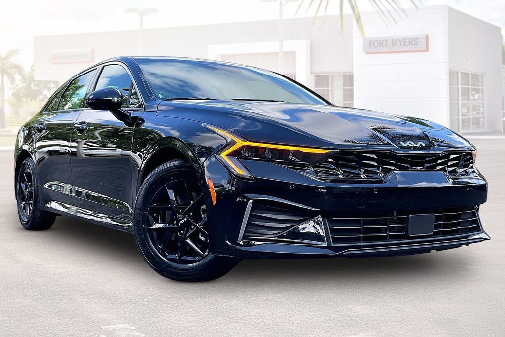 2025 Kia Optima LXS FWD's photo