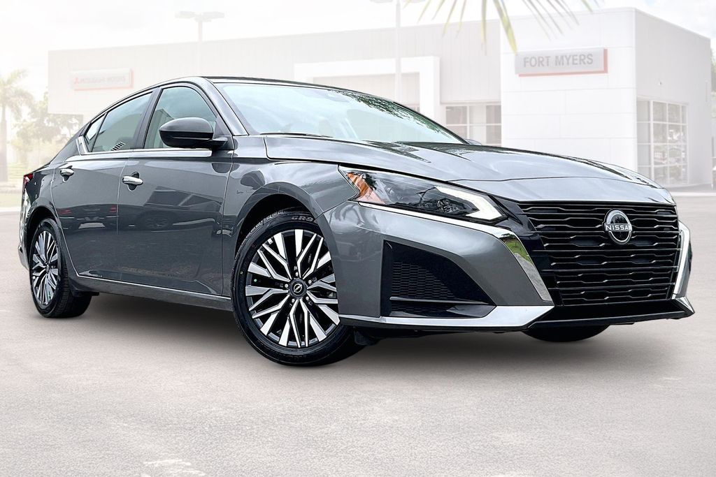 2025 Nissan Altima