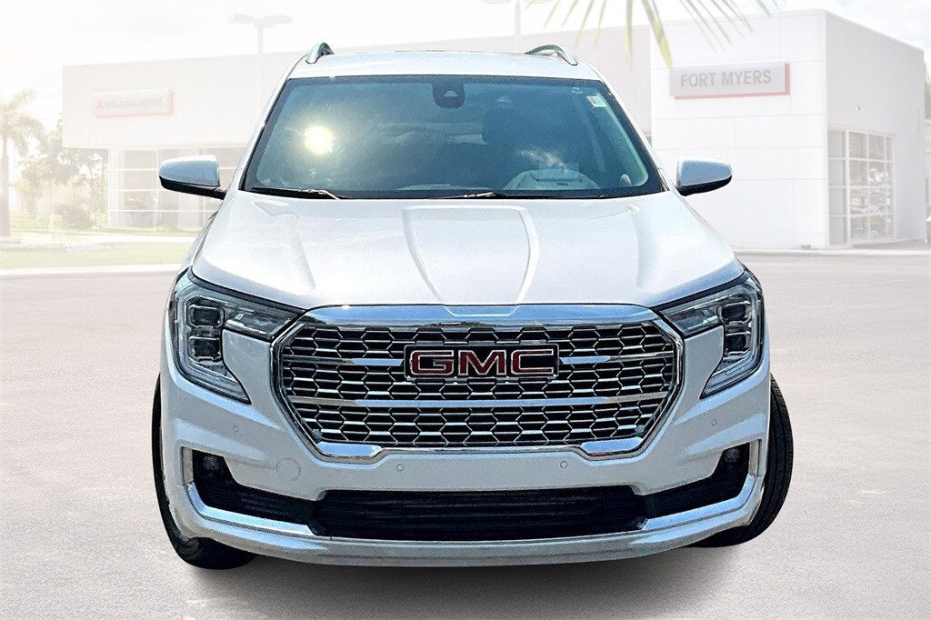 2024 Gmc Terrain Denali photo 4