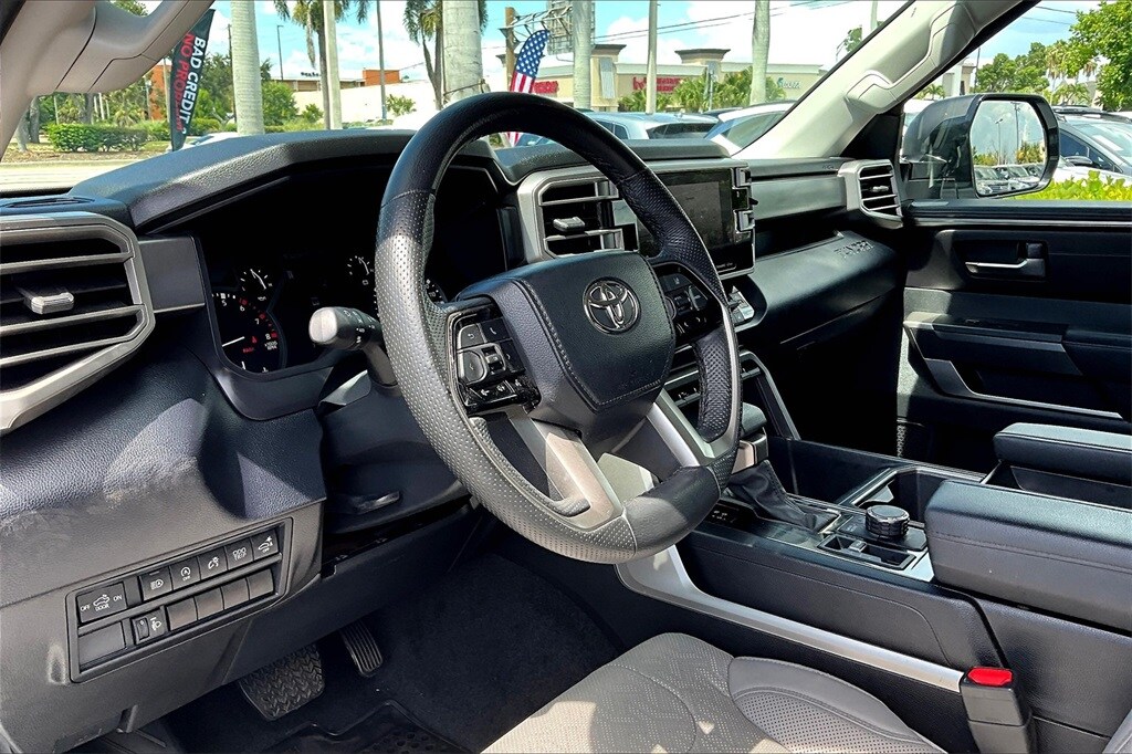 2024 Toyota Tundra SR5 photo 2