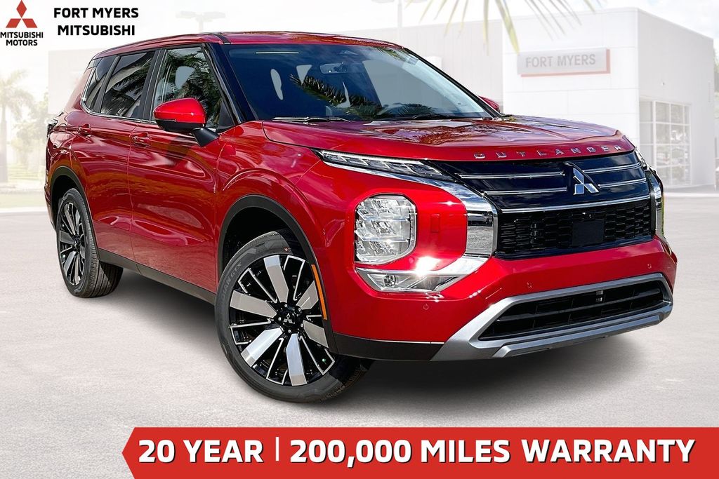 2026 Mitsubishi Outlander SE FWD's photo