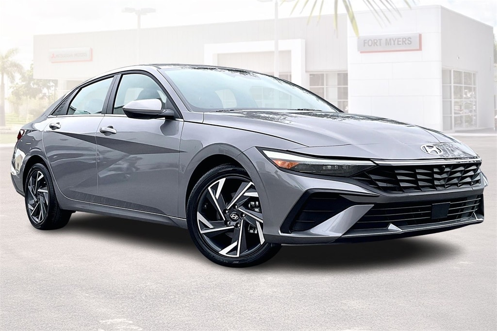 2025 Hyundai Elantra SEL