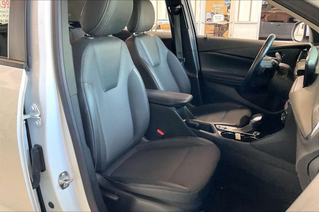 2025 Buick Encore GX Preferred - Photo 21