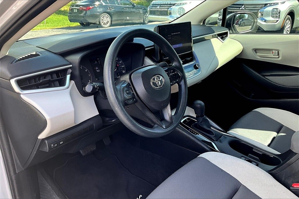 2024 Toyota Corolla LE photo 4