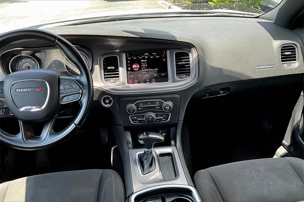 2023 Dodge Charger SXT photo 3