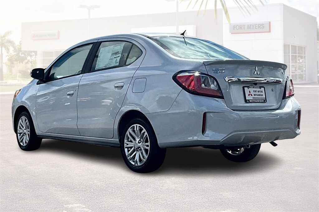 2024 Mitsubishi Mirage G4 SE photo 3