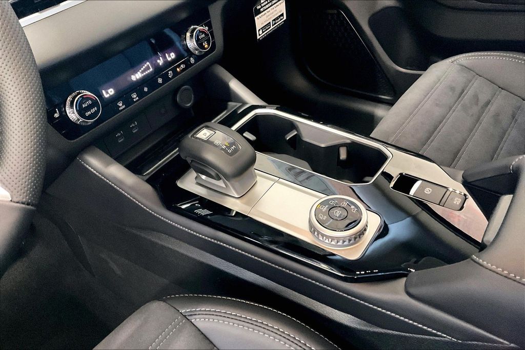 2026 Mitsubishi Outlander SE - Photo 8