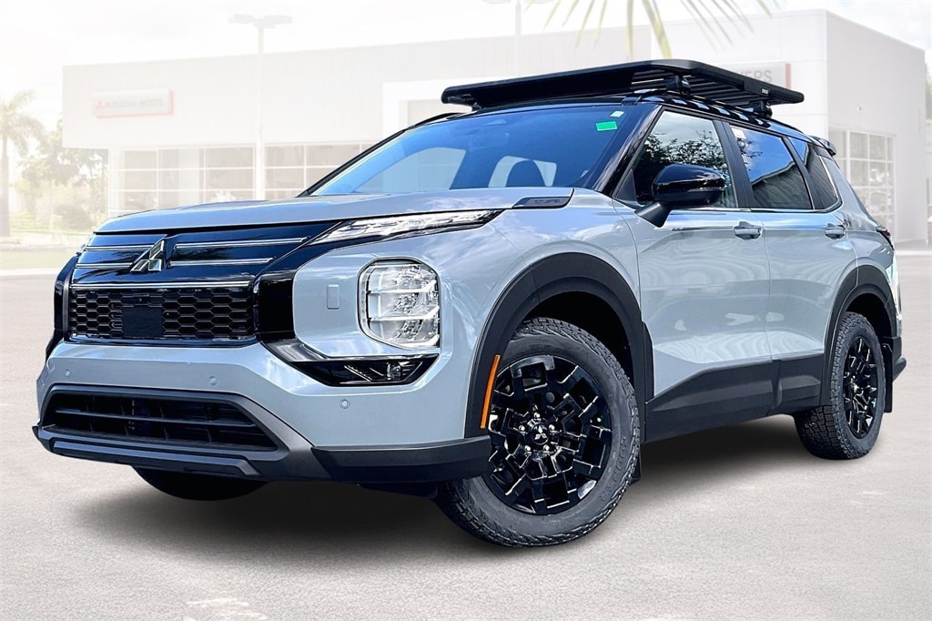 New 2026 Mitsubishi Outlander SE SUV