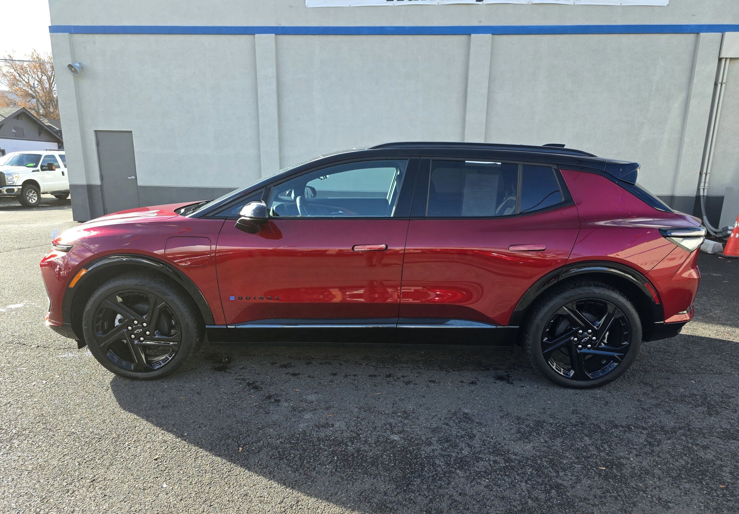 2025 Chevrolet Equinox EV 3RS photo 3