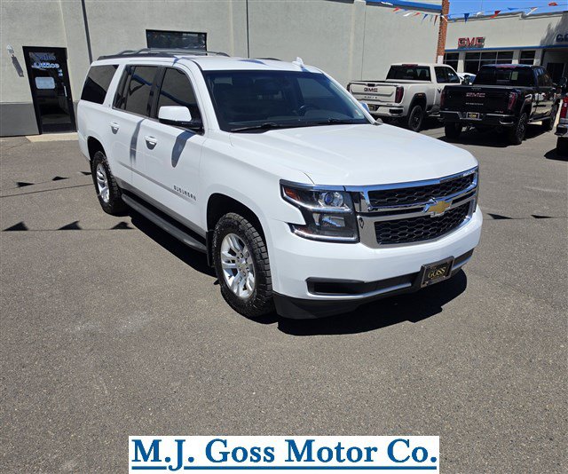 2016 Chevrolet Suburban 4WD 1500 LS's photo