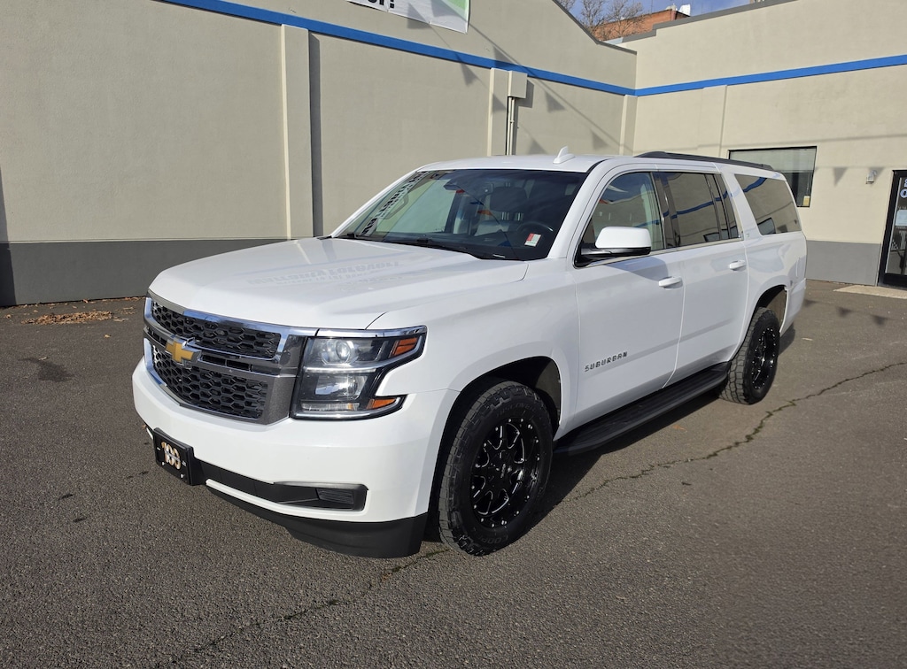Used 2018 Chevrolet Suburban LT SUV