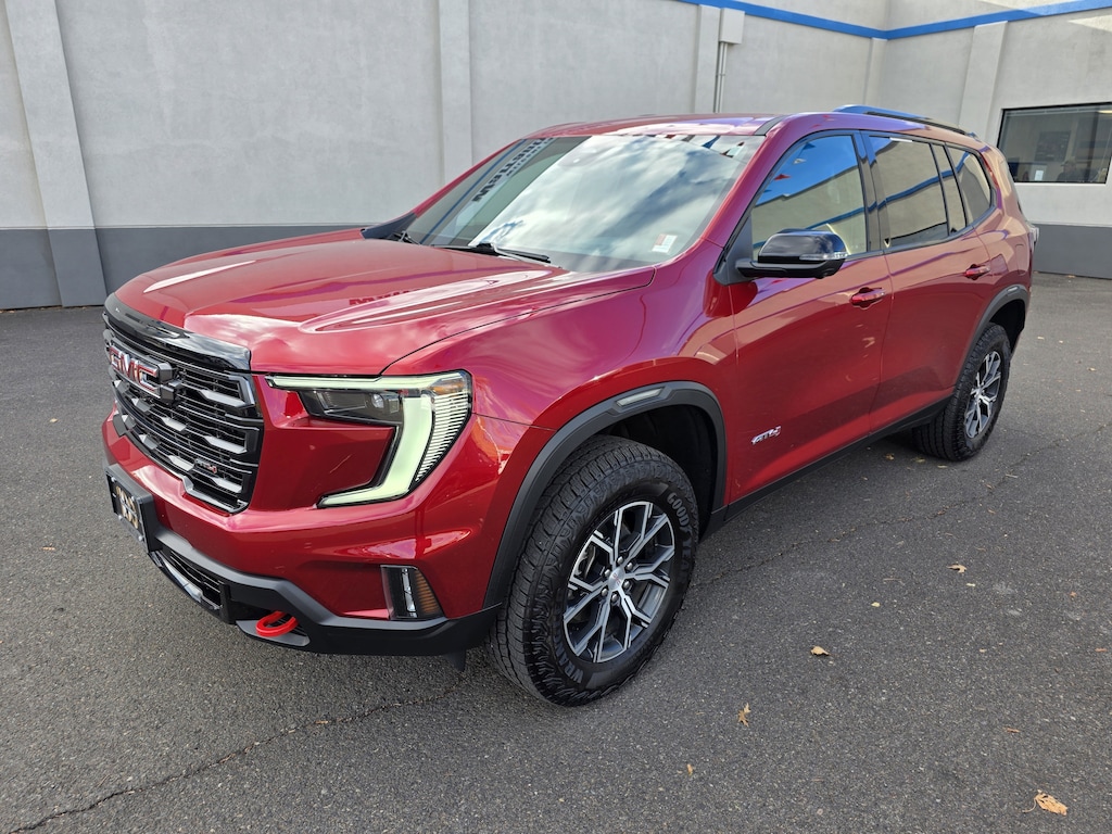Used 2024 GMC Acadia AT4 SUV