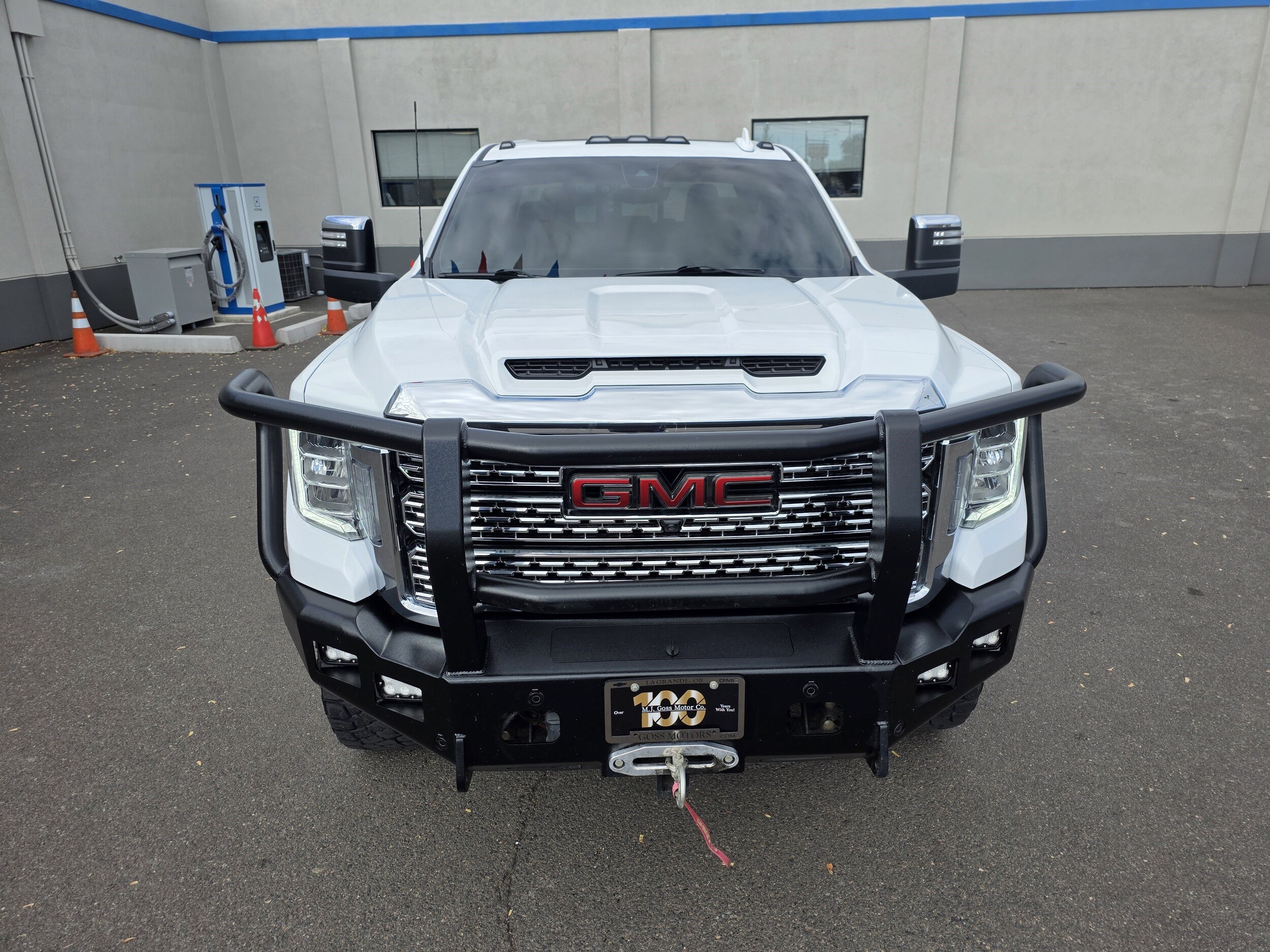 2022 Gmc Sierra 3500 HD Denali photo 3