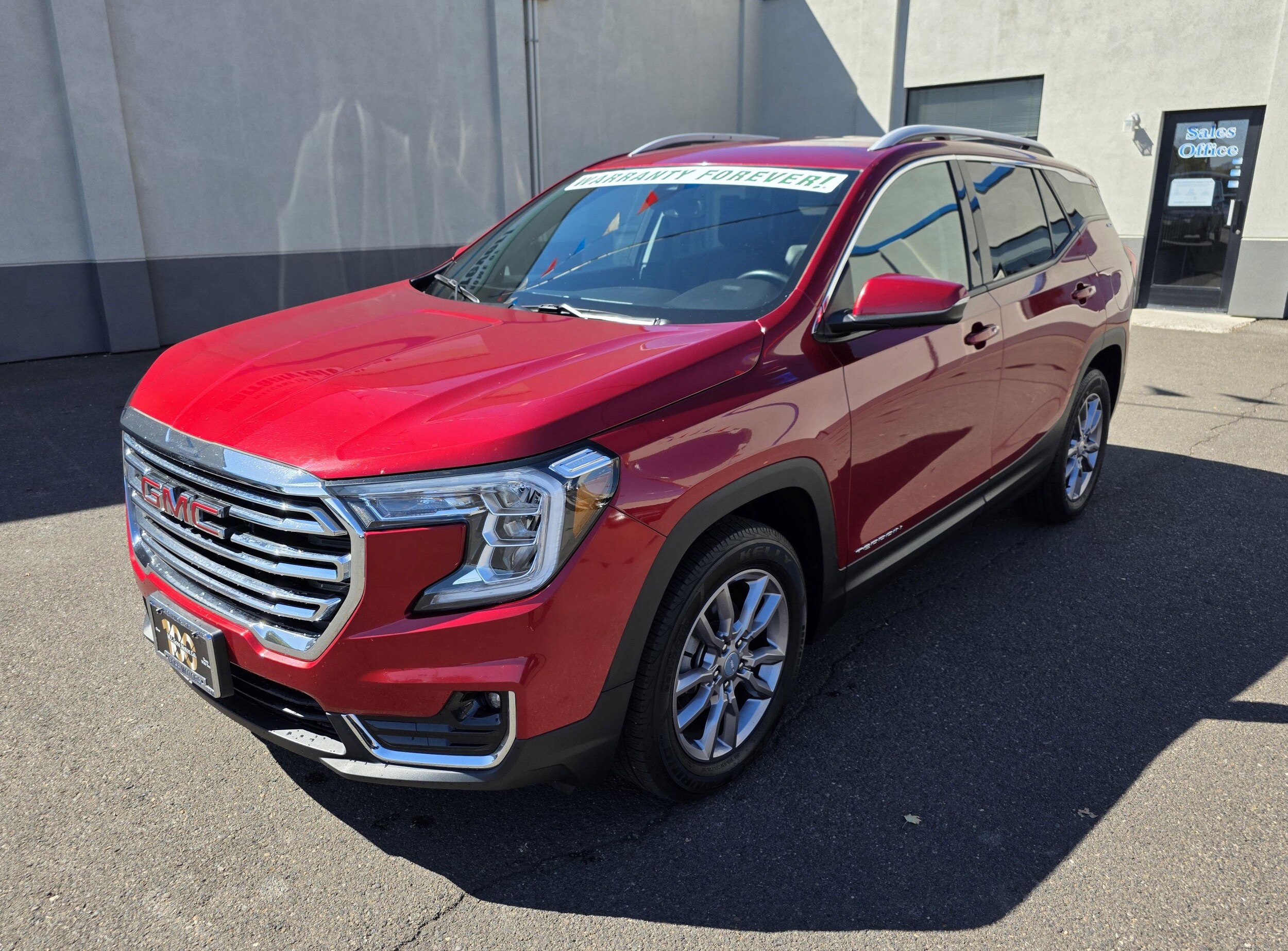 2023 Gmc Terrain SLT photo 2