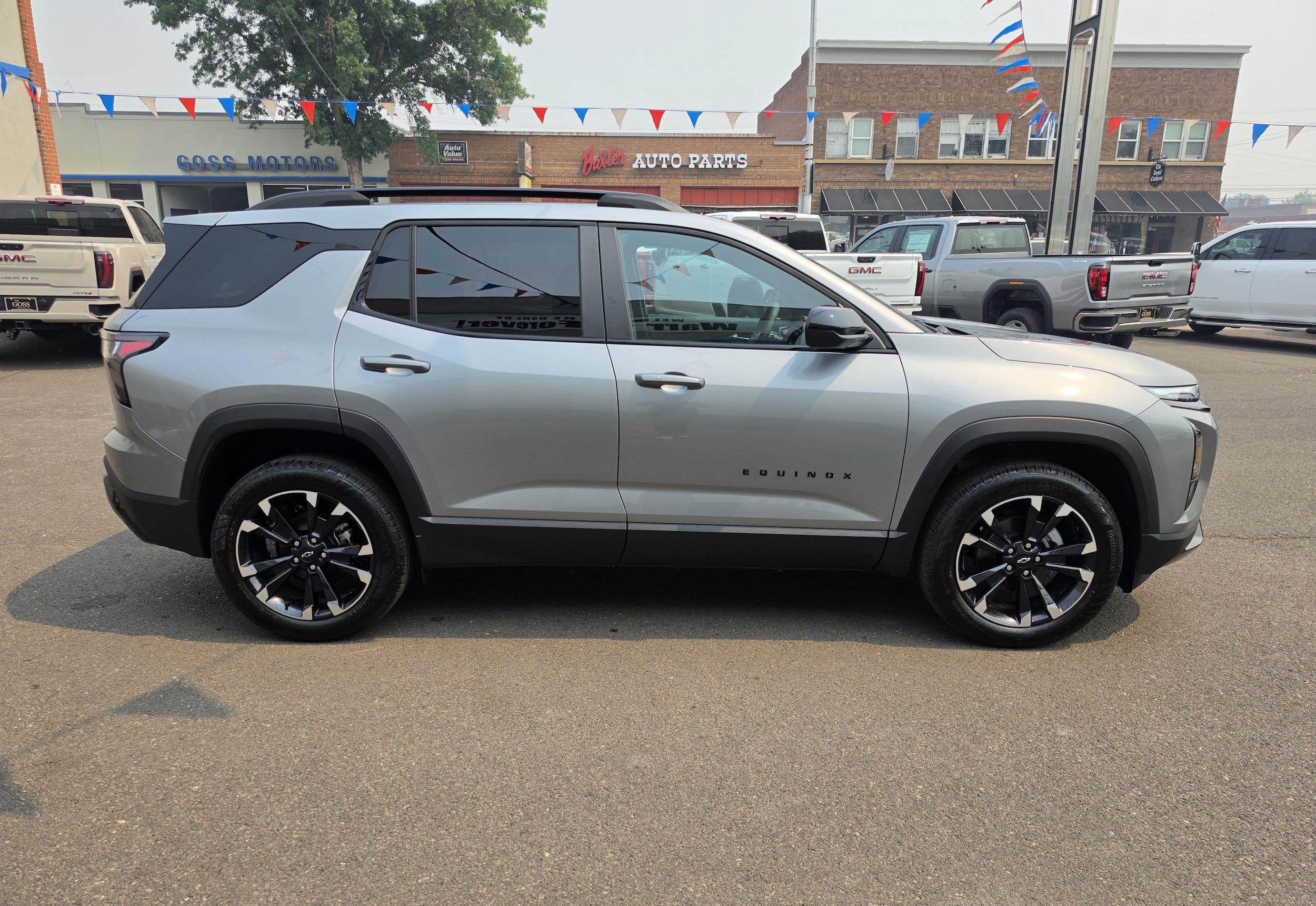 2027 Chevrolet Equinox RS - Photo 9