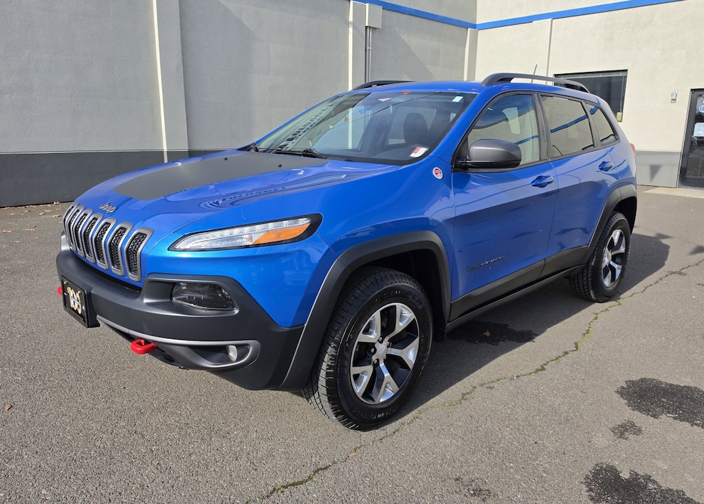 Used 2018 Jeep Cherokee Trailhawk