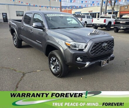2022 Toyota Tacoma 4WD SR5
