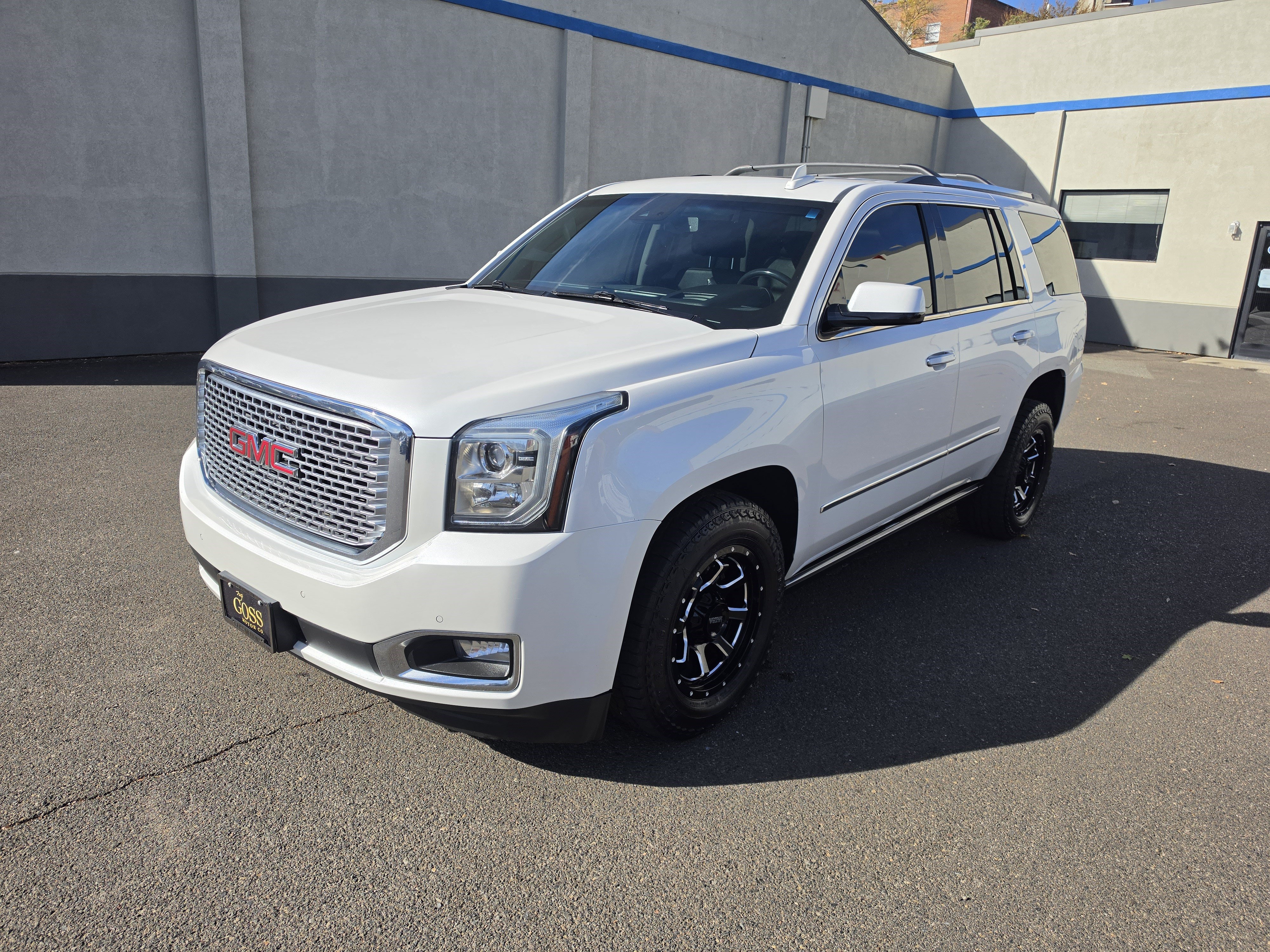 Used 2017 GMC Yukon Denali SUV