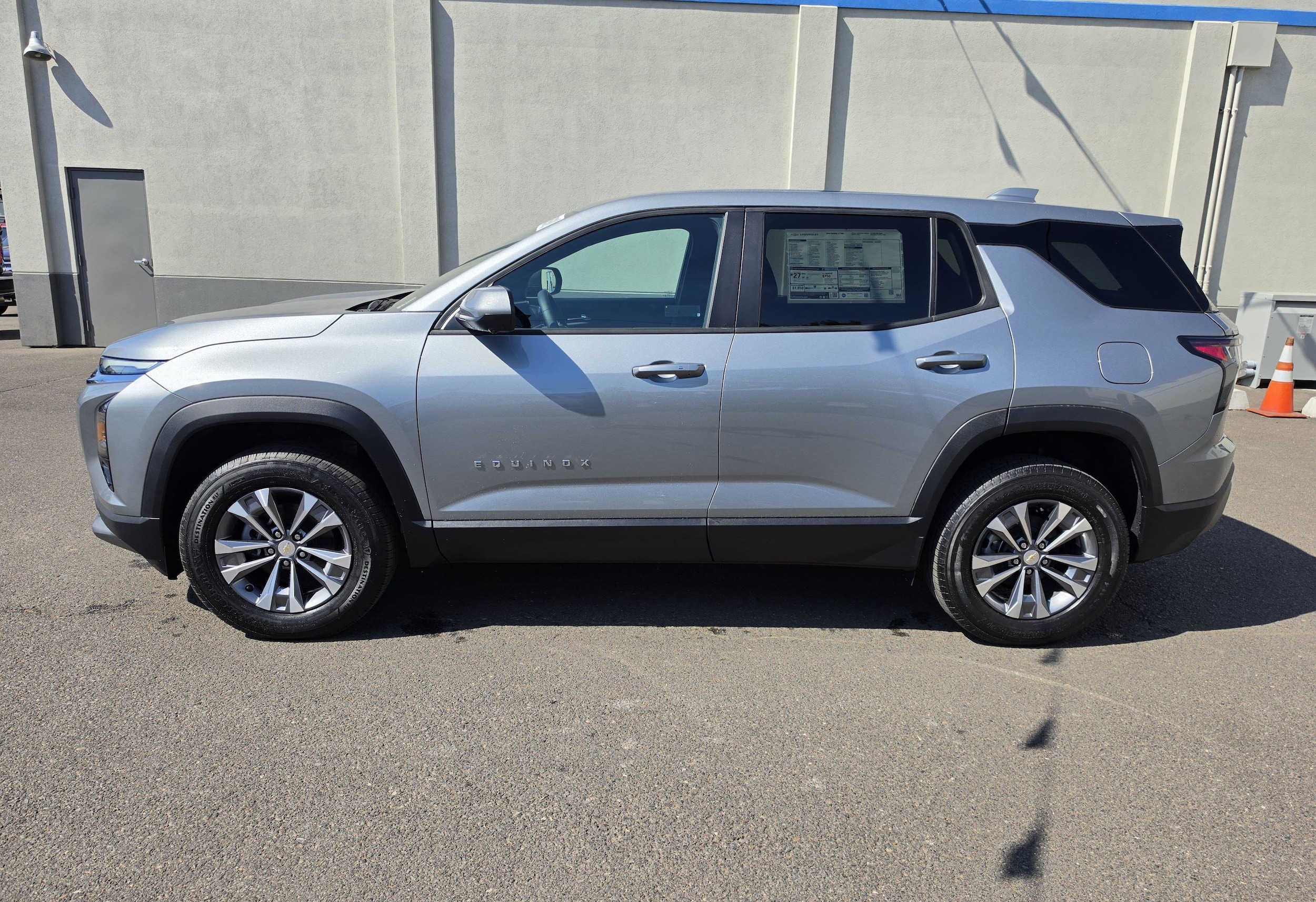 2026 Chevrolet Equinox LT - Photo 5