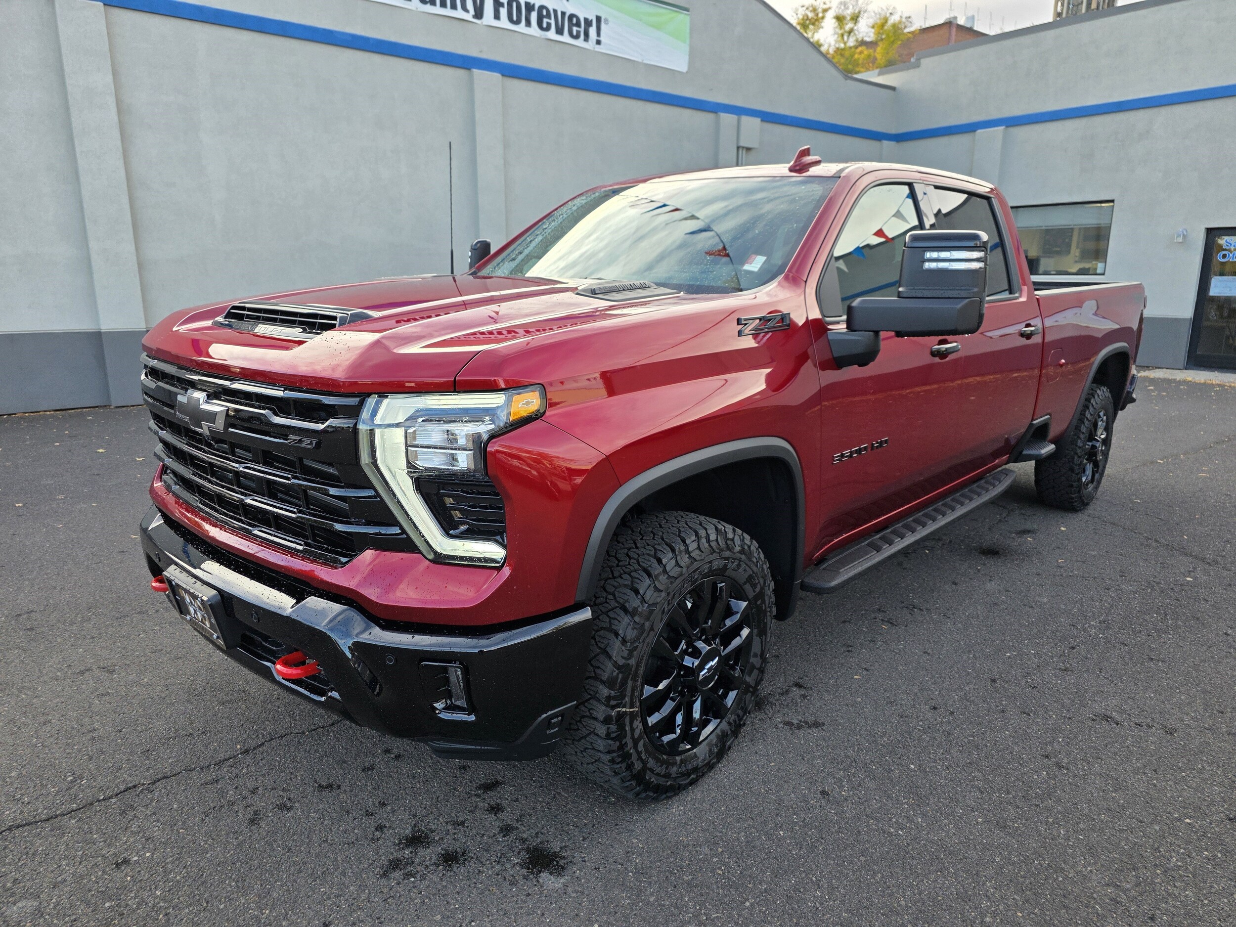 2026 Chevrolet Silverado 3500HD LTZ photo 2