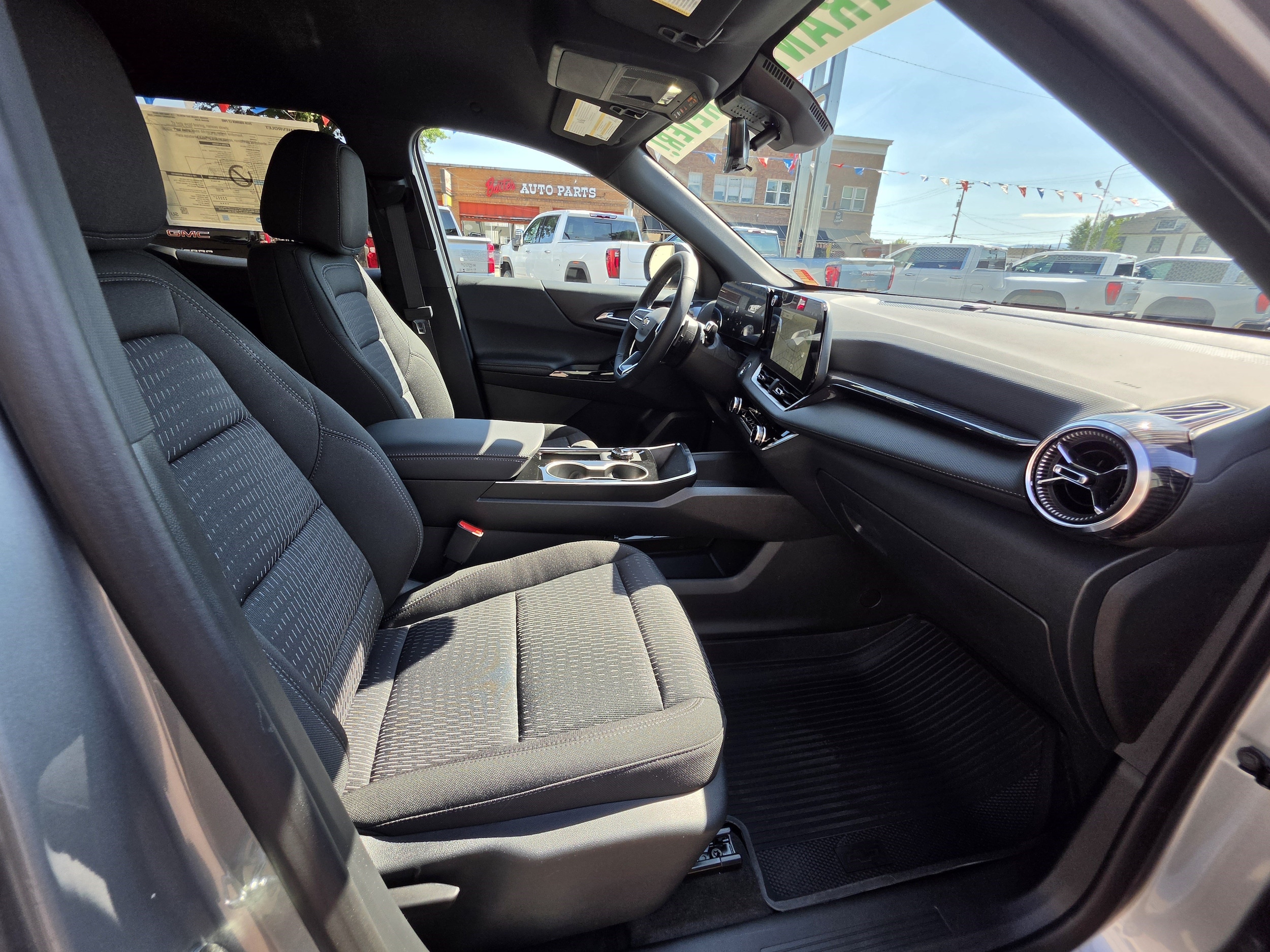 2026 Chevrolet Equinox LT - Photo 24