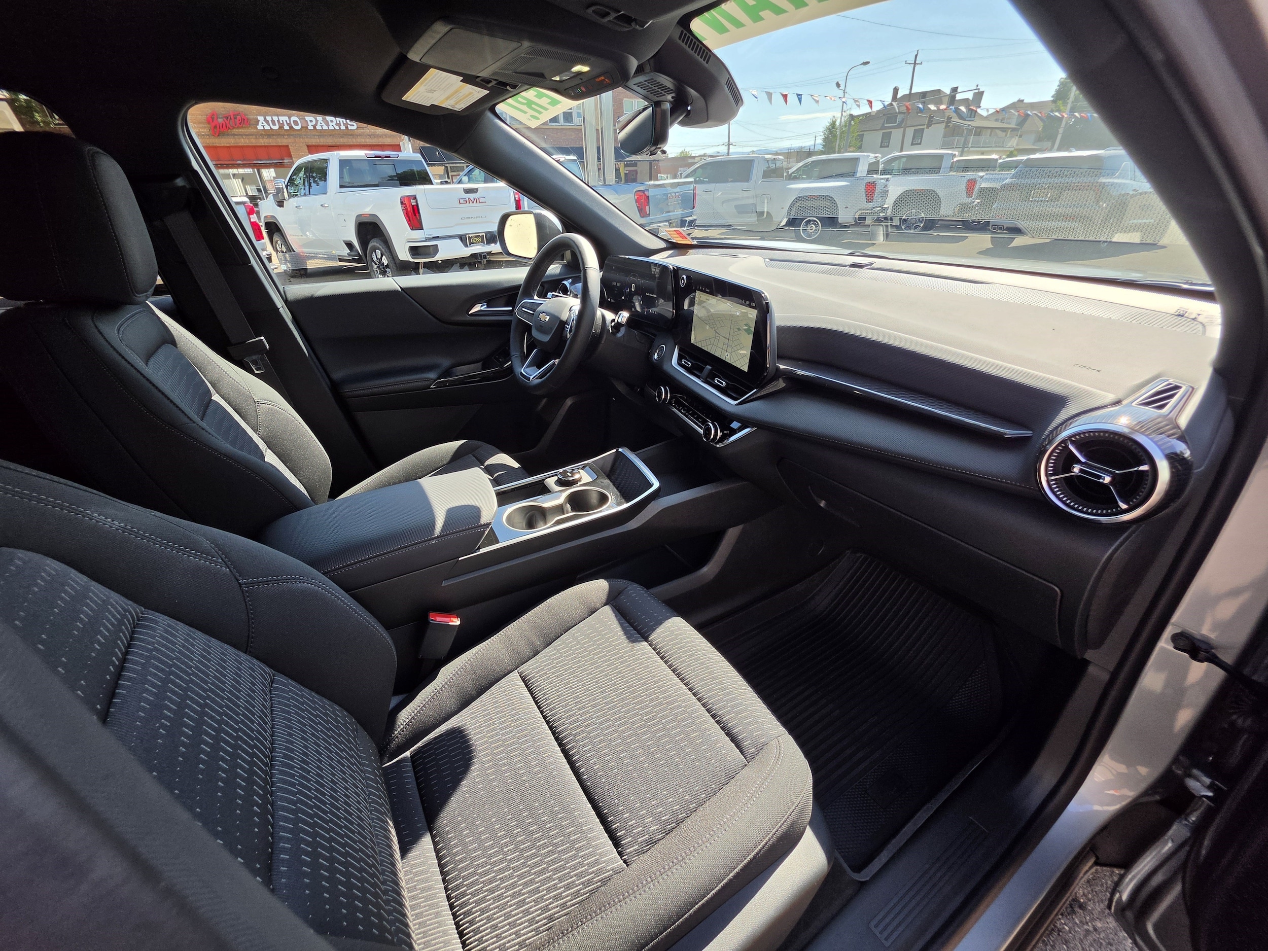 2026 Chevrolet Equinox LT - Photo 25