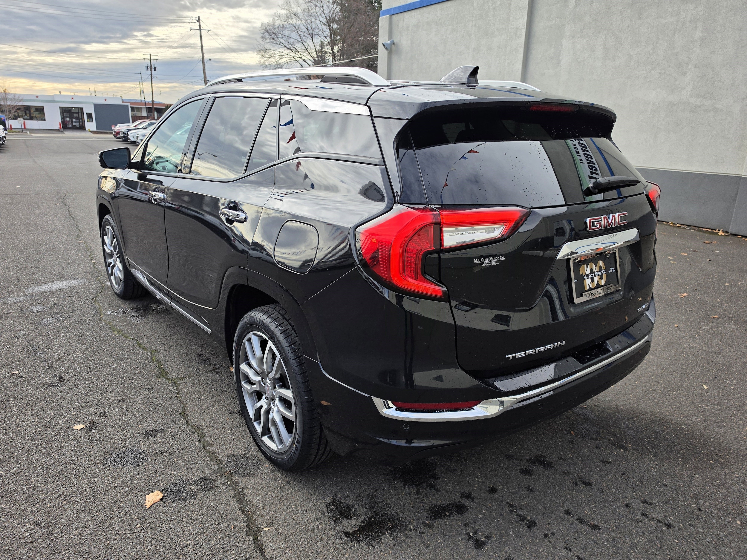 2024 GMC Terrain Denali - Photo 6