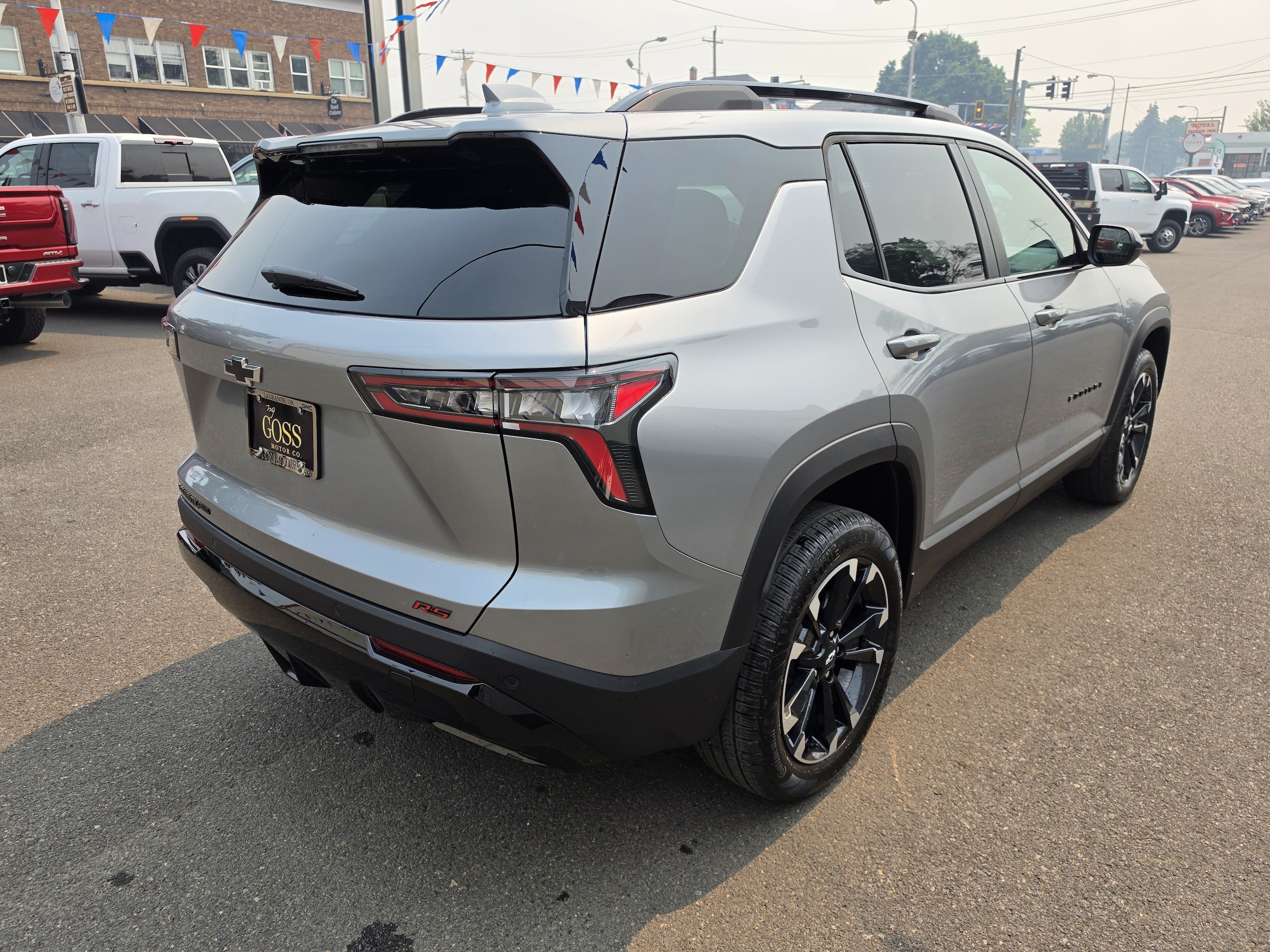 2027 Chevrolet Equinox RS - Photo 8