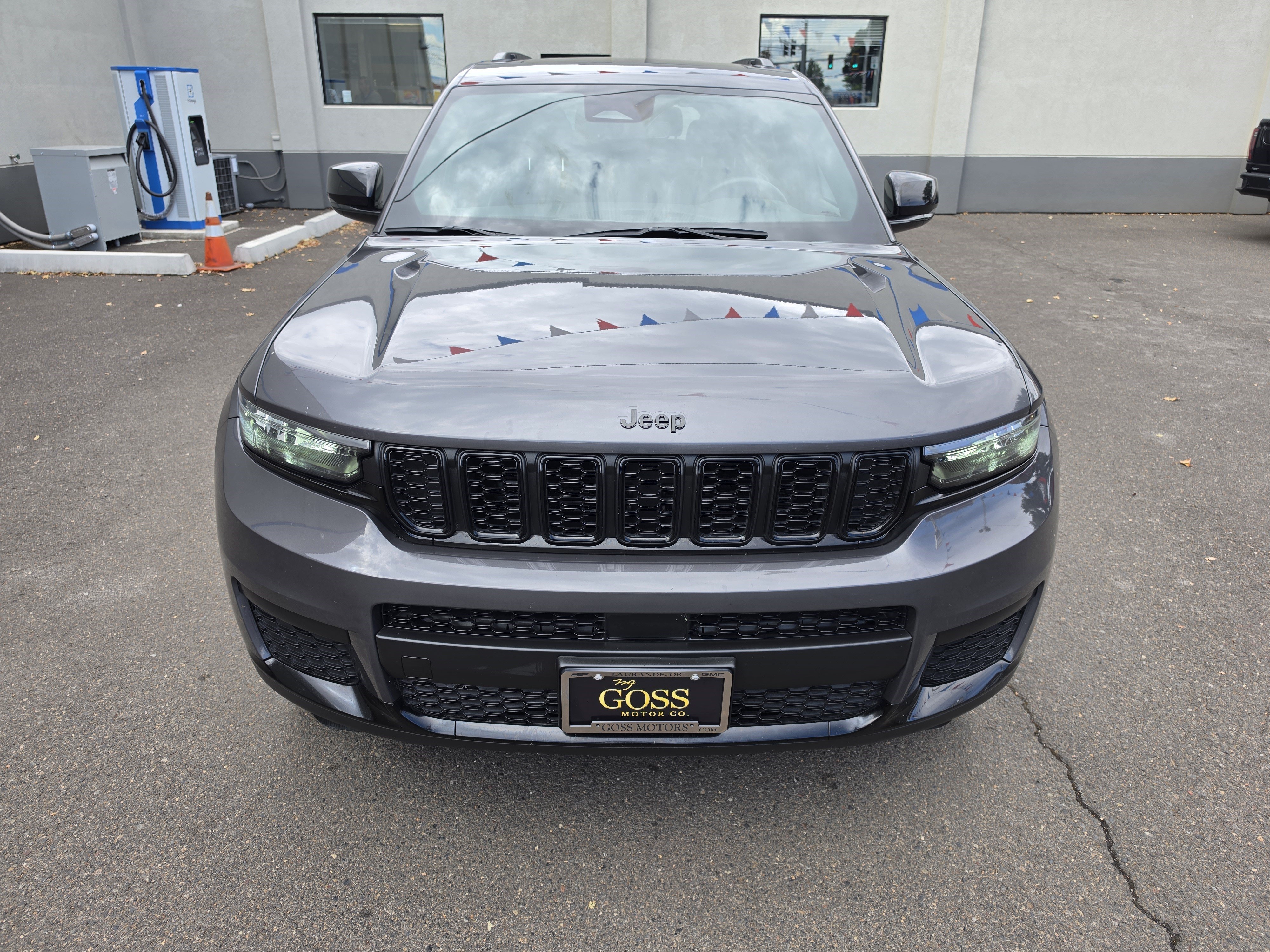 Used 2023 Jeep Grand Cherokee L Altitude
