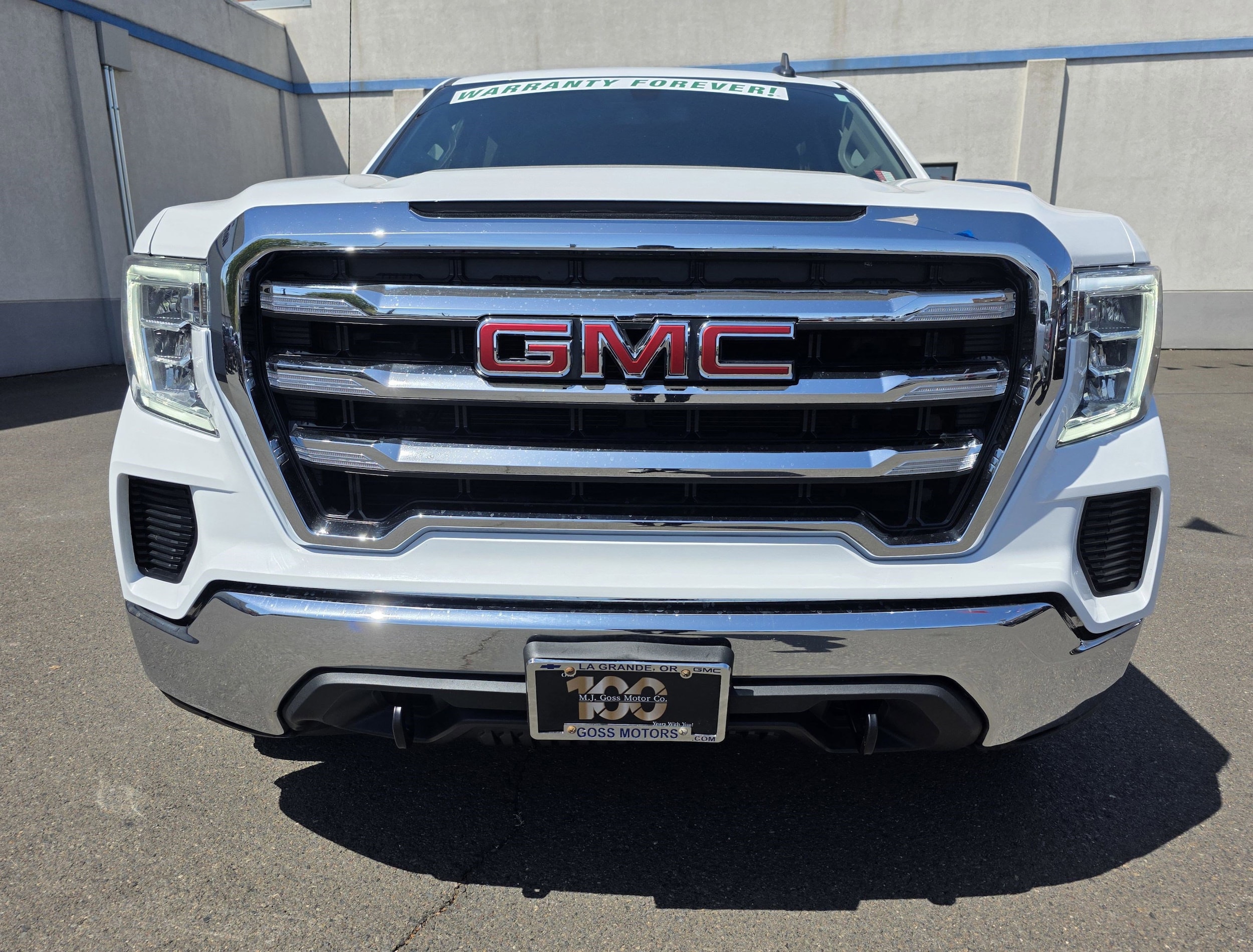 Used 2021 GMC Sierra 1500 SLE with VIN 3GTU9BED6MG367078 for sale in La Grande, OR