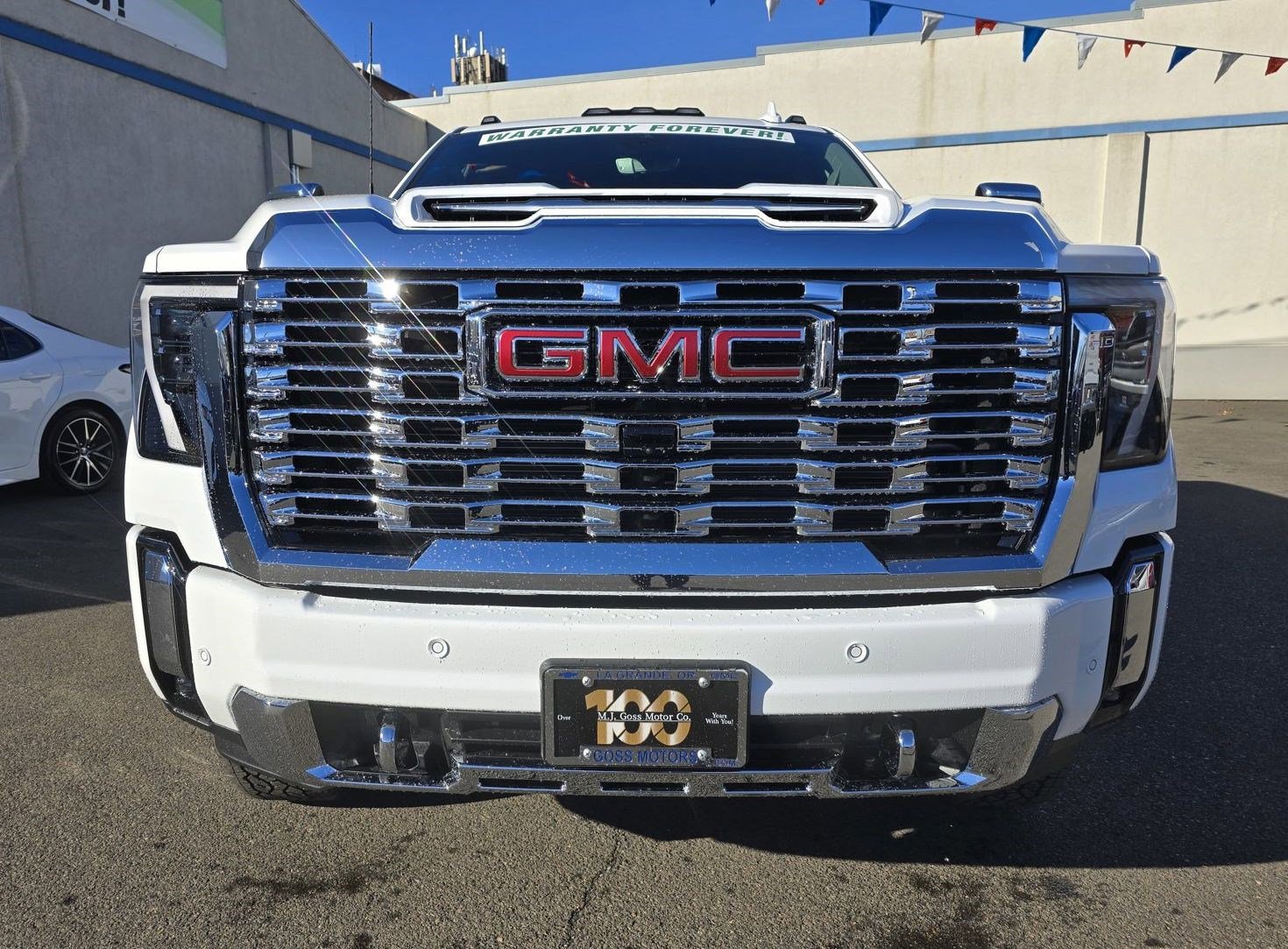 2025 Gmc Sierra 3500 HD Denali photo 2