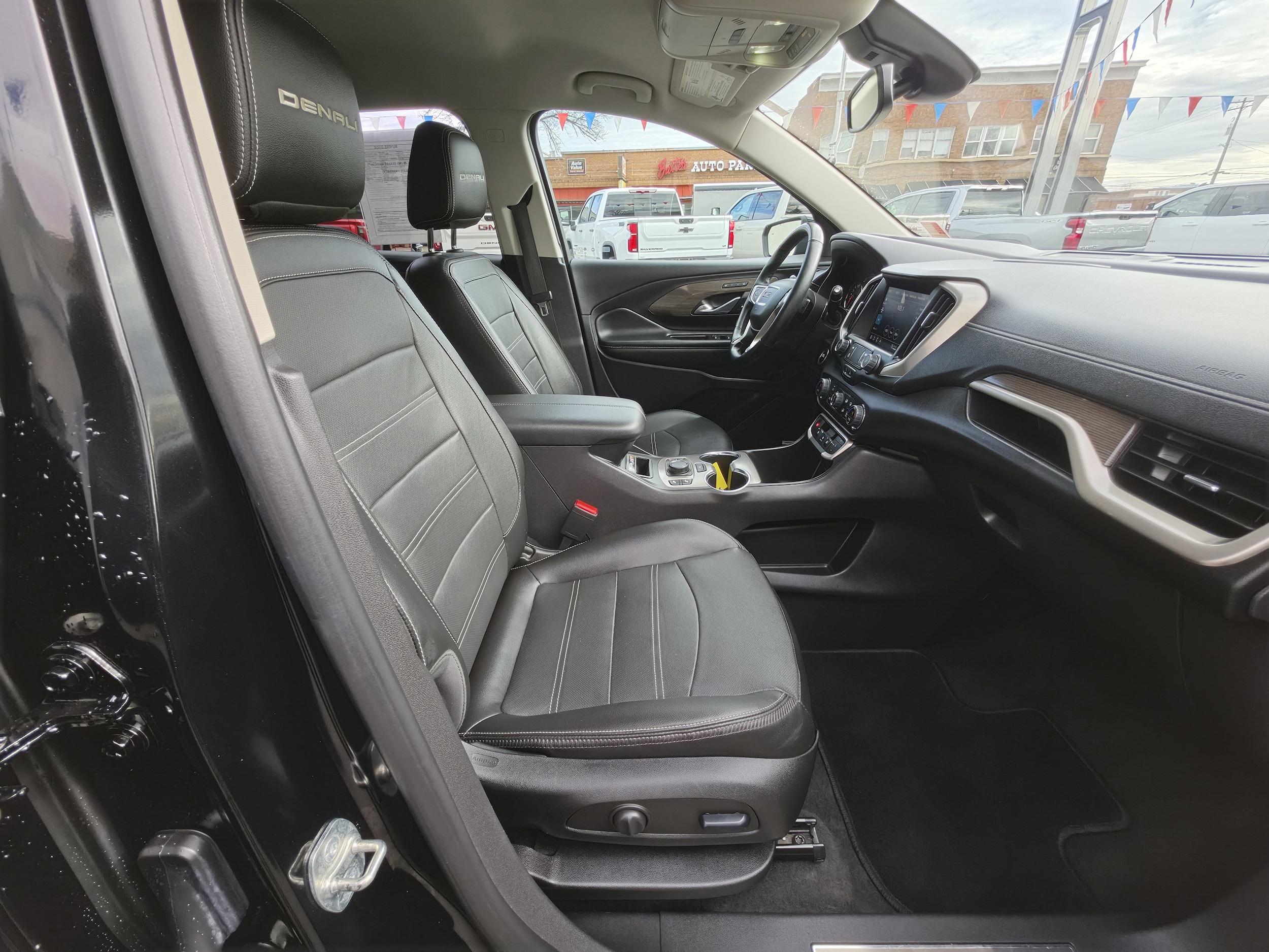 2024 GMC Terrain Denali - Photo 23