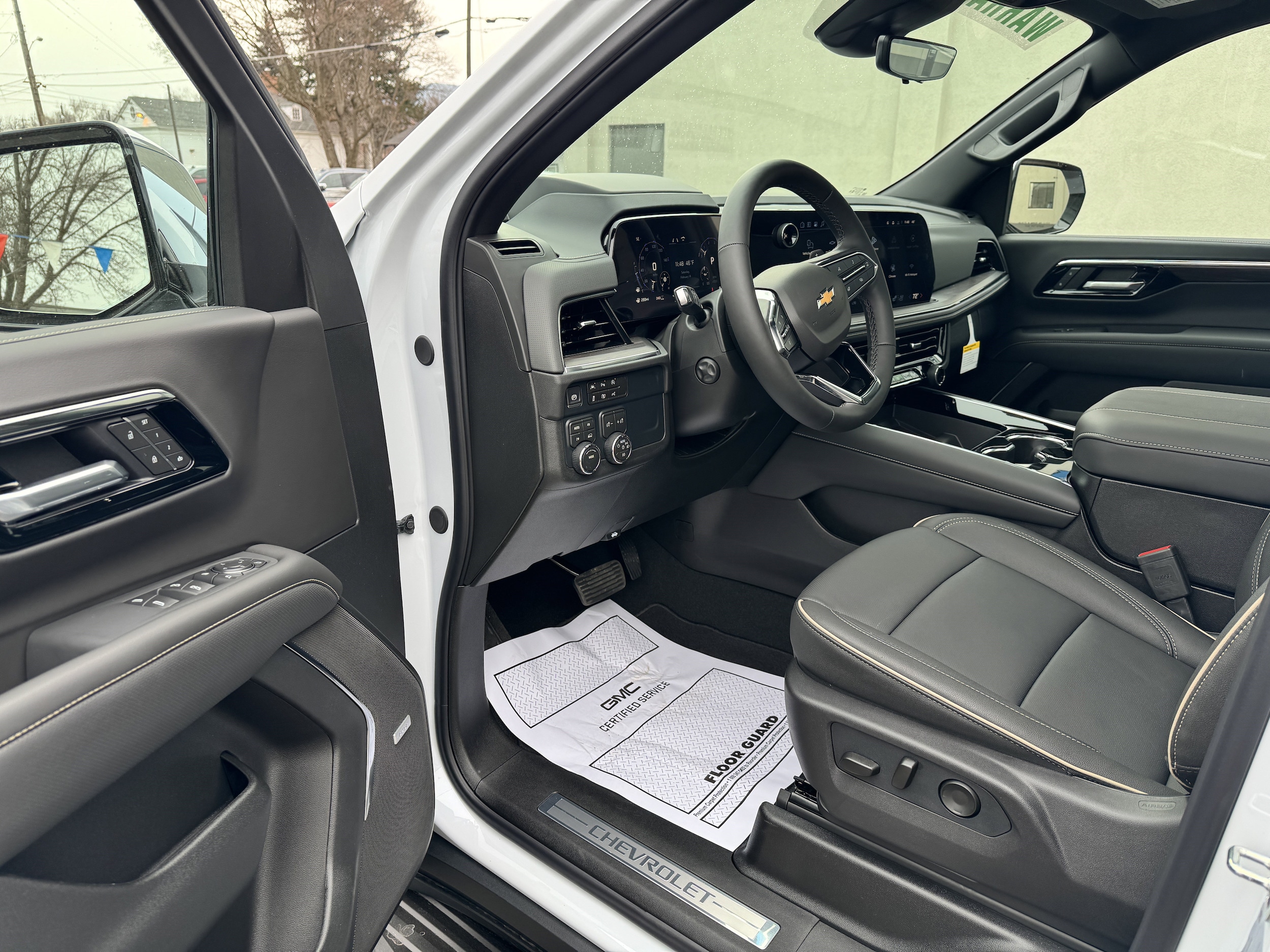 2026 Chevrolet Tahoe Premier - Photo 11