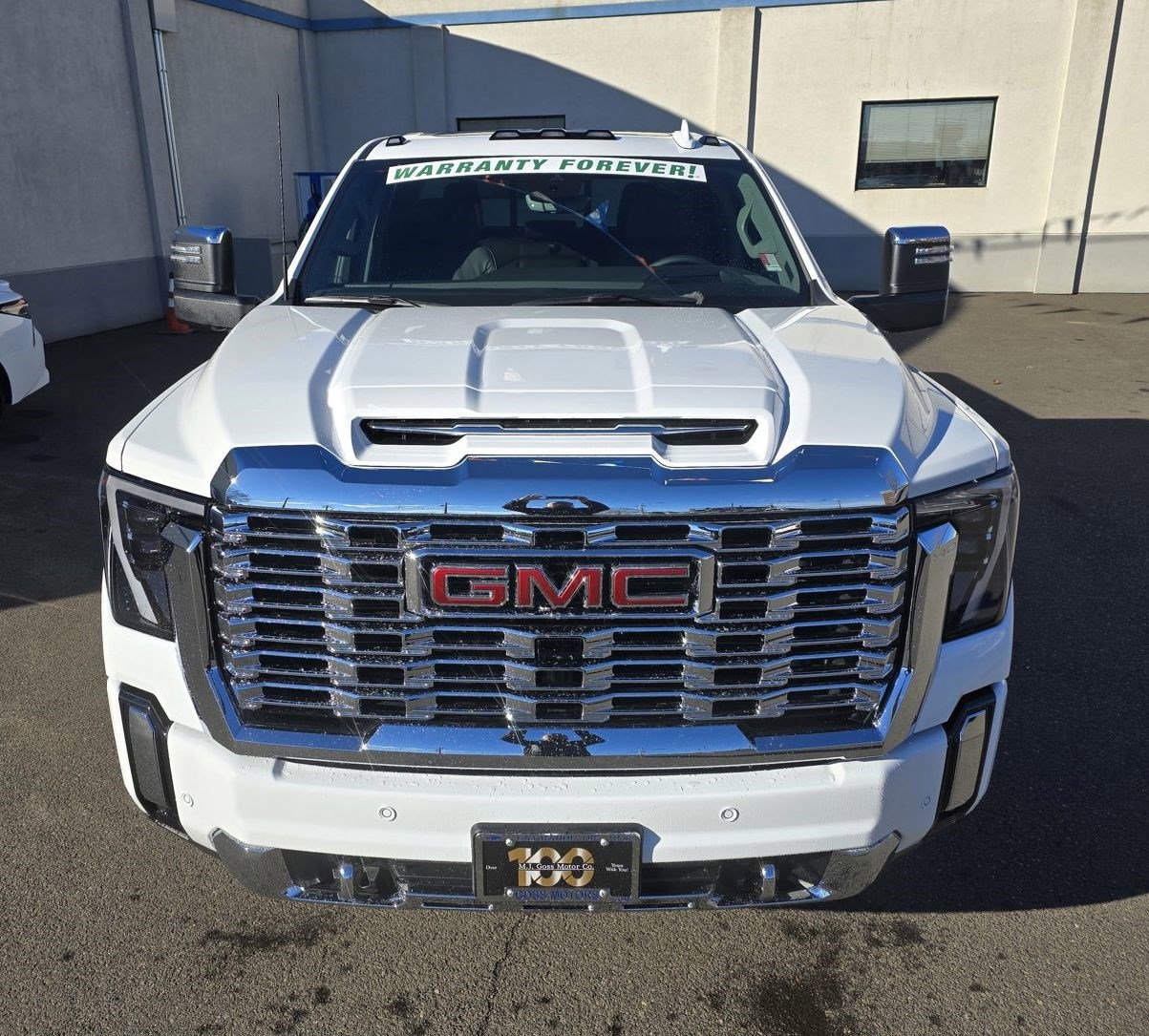 2025 Gmc Sierra 3500 HD Denali photo 3