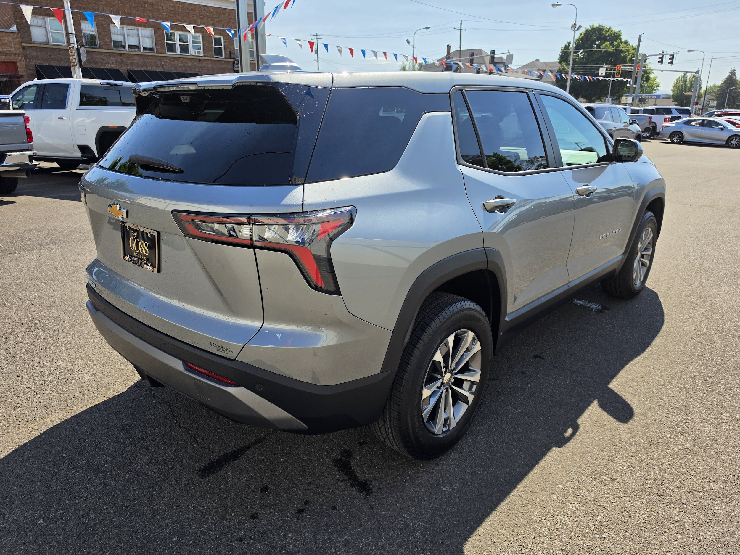2026 Chevrolet Equinox LT - Photo 8