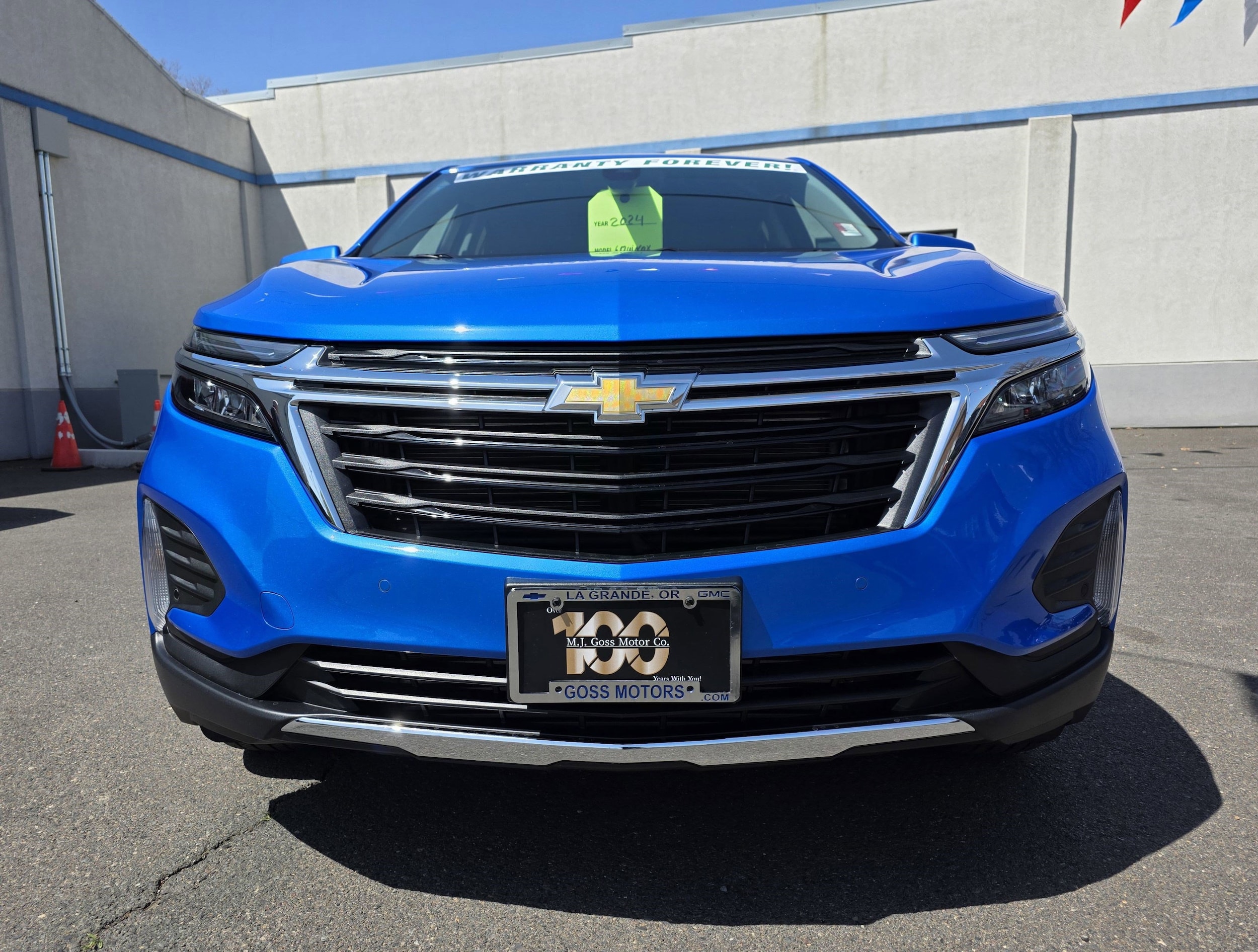 Used 2024 Chevrolet Equinox LT with VIN 3GNAXUEG8RS250077 for sale in La Grande, OR