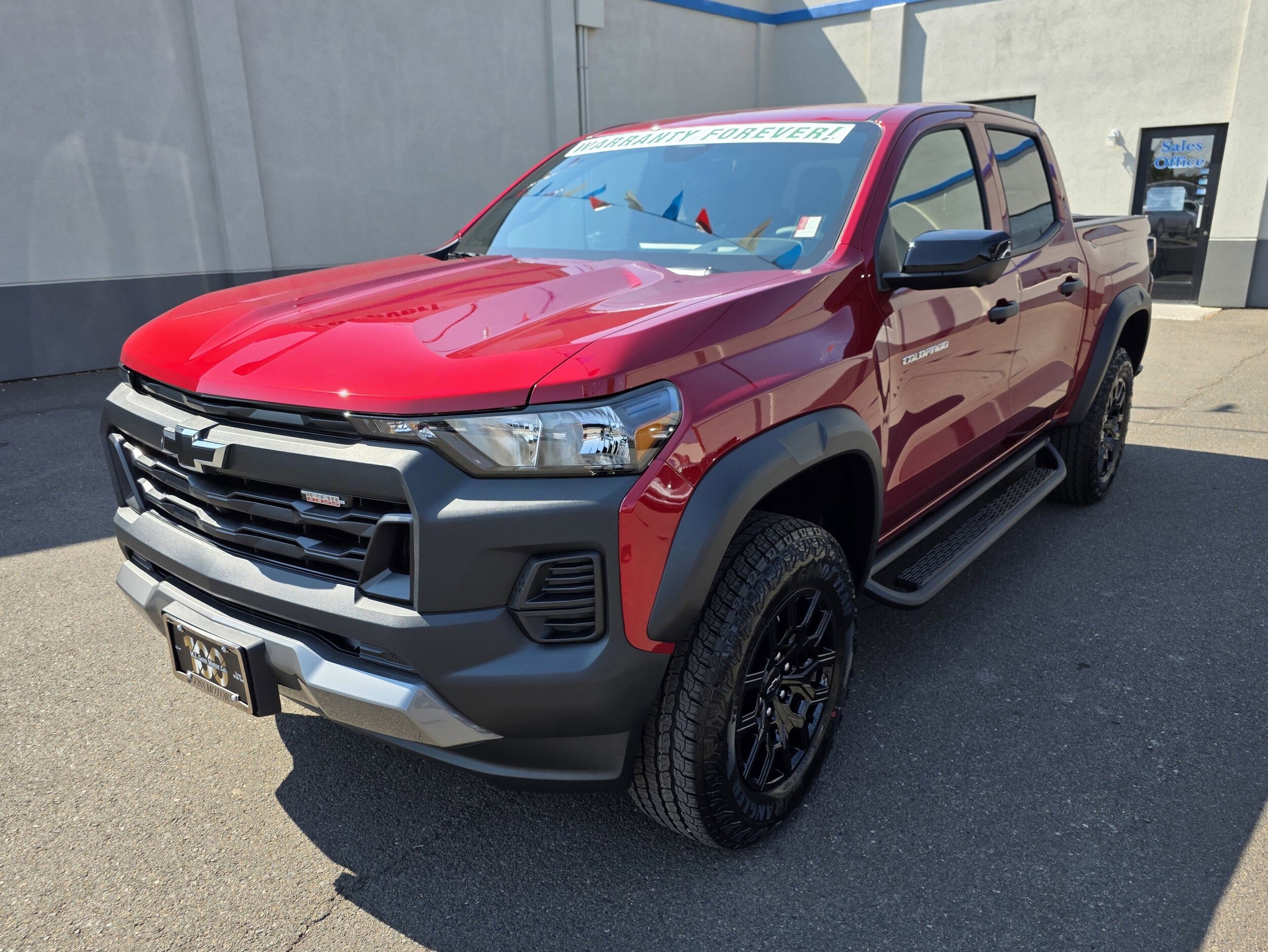 2026 Chevrolet Colorado Trail Boss photo 3