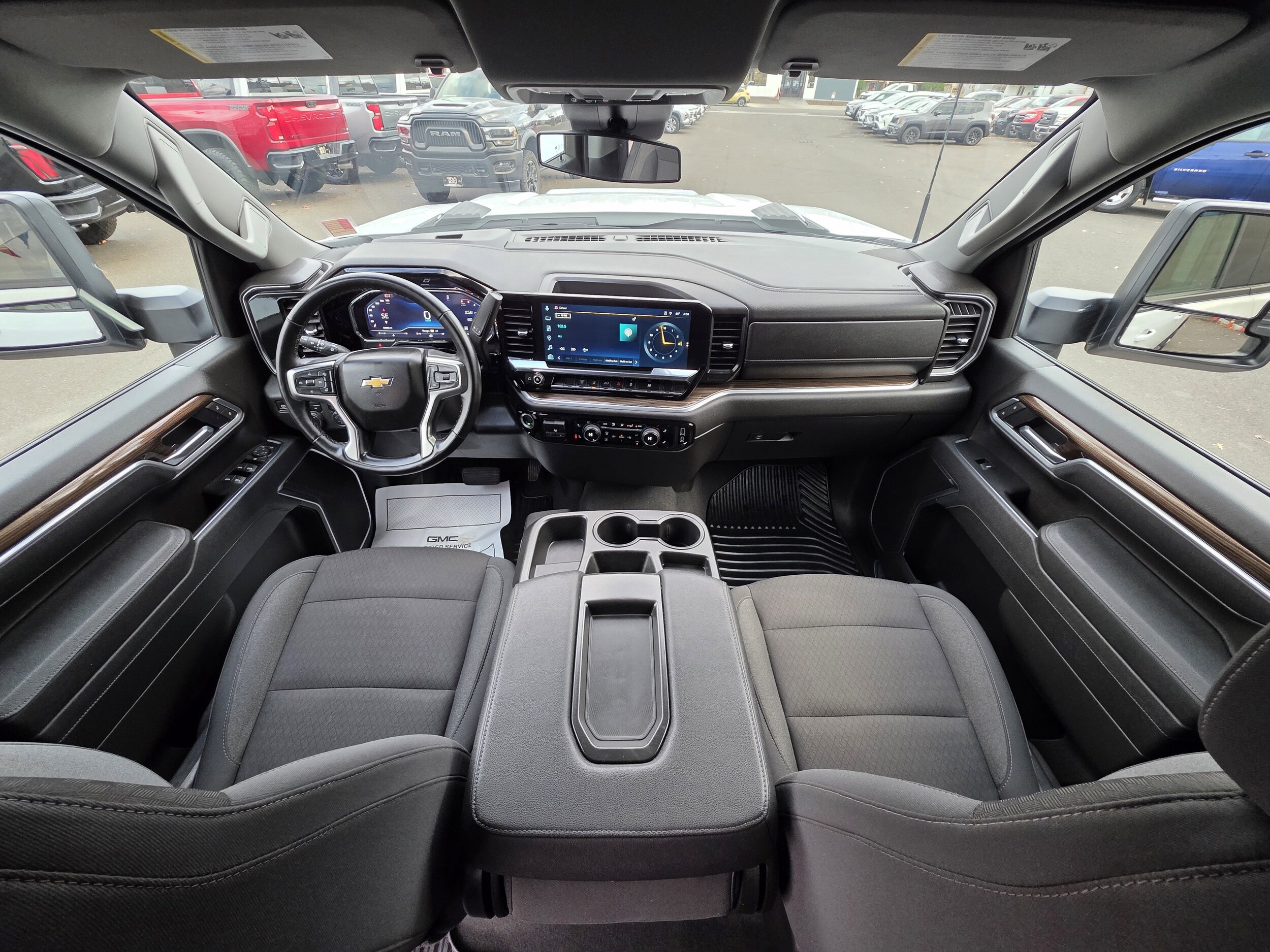2025 Chevrolet Silverado 2500HD LT - Photo 21