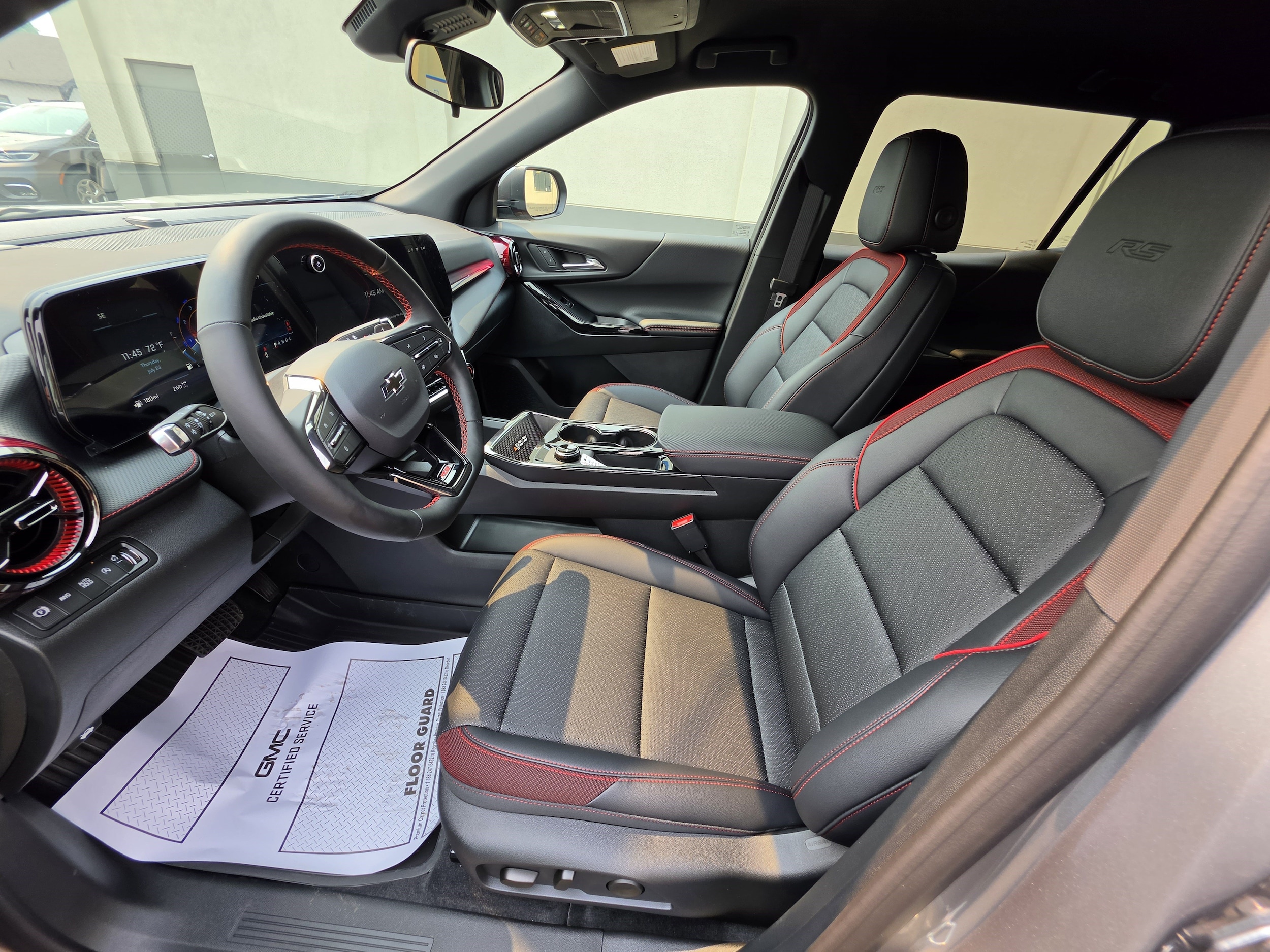 2027 Chevrolet Equinox RS - Photo 13