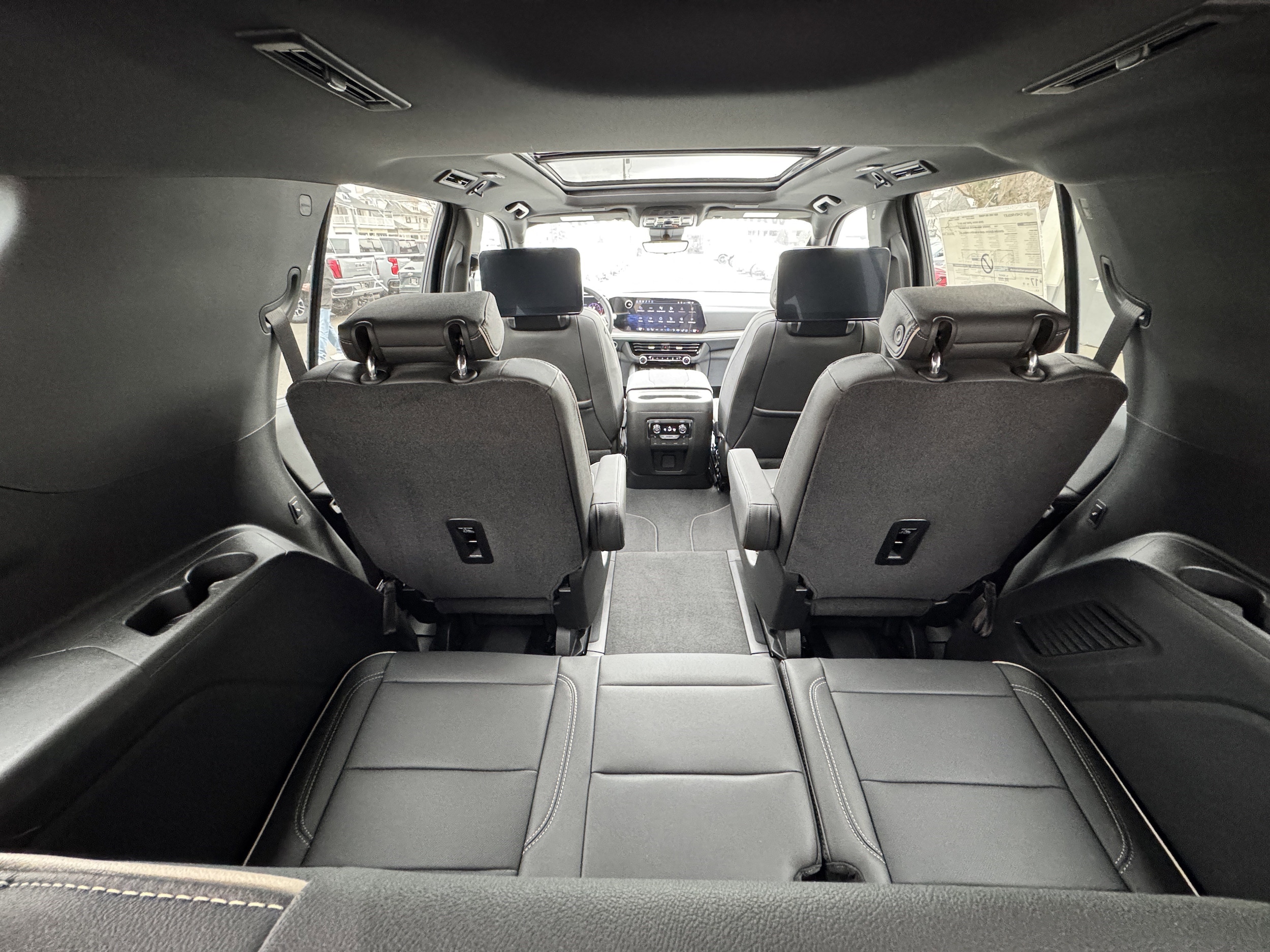 2026 Chevrolet Tahoe Premier - Photo 25
