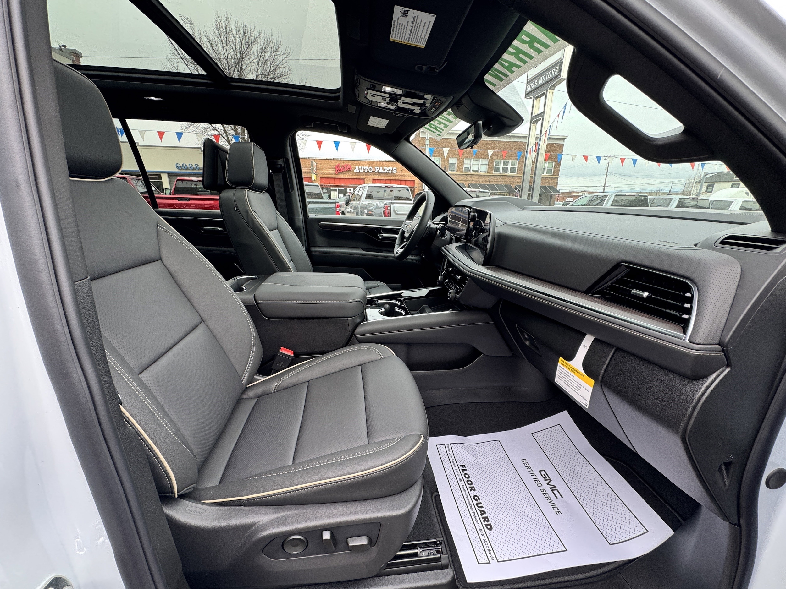 2026 Chevrolet Tahoe Premier - Photo 23