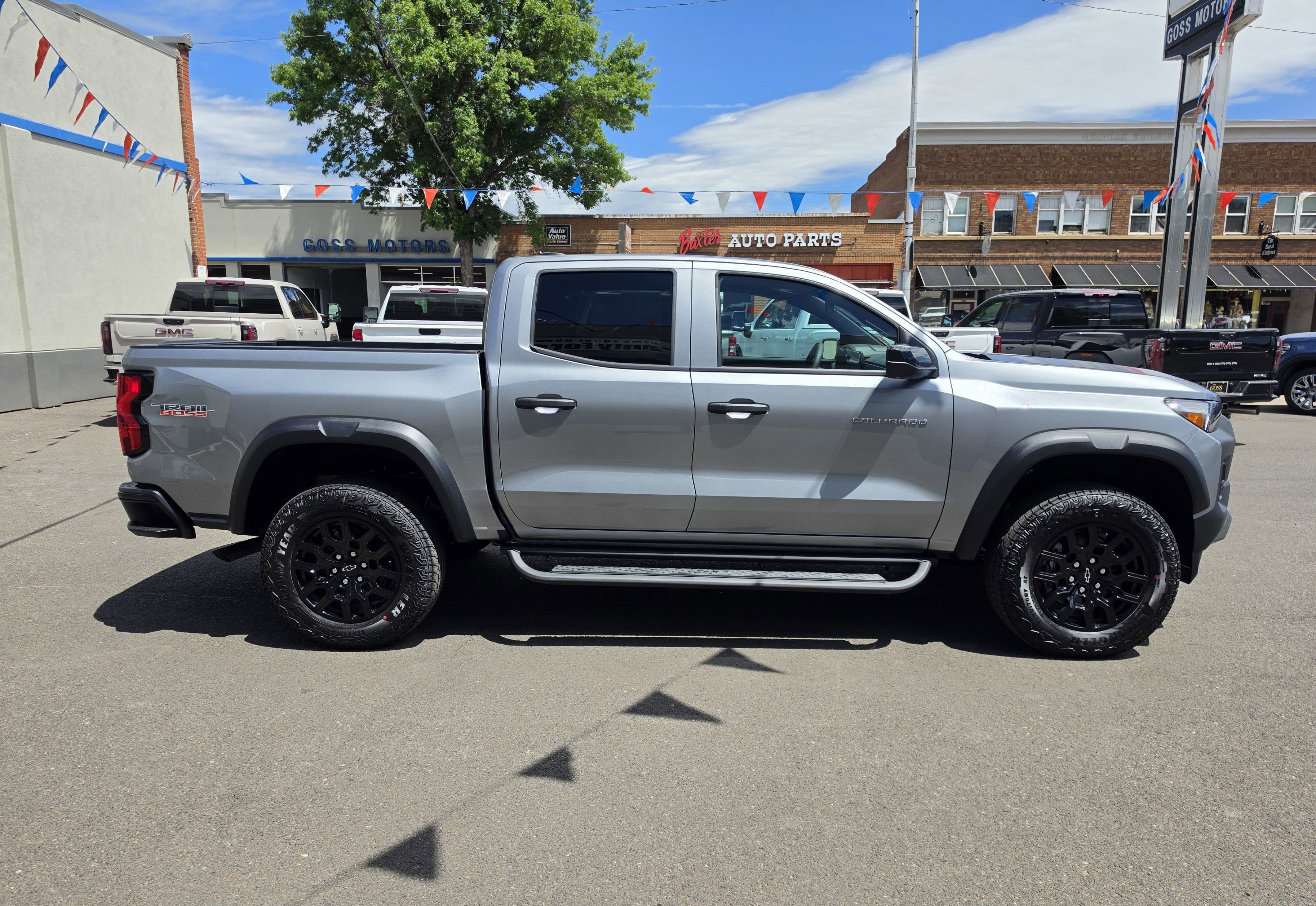 2026 Chevrolet Colorado Trail Boss - Photo 9