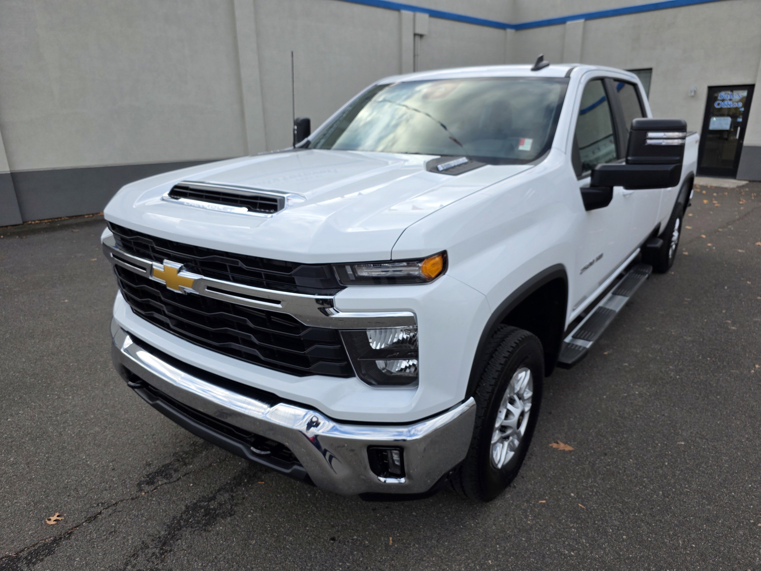 2025 Chevrolet Silverado 2500HD LT - Photo 27