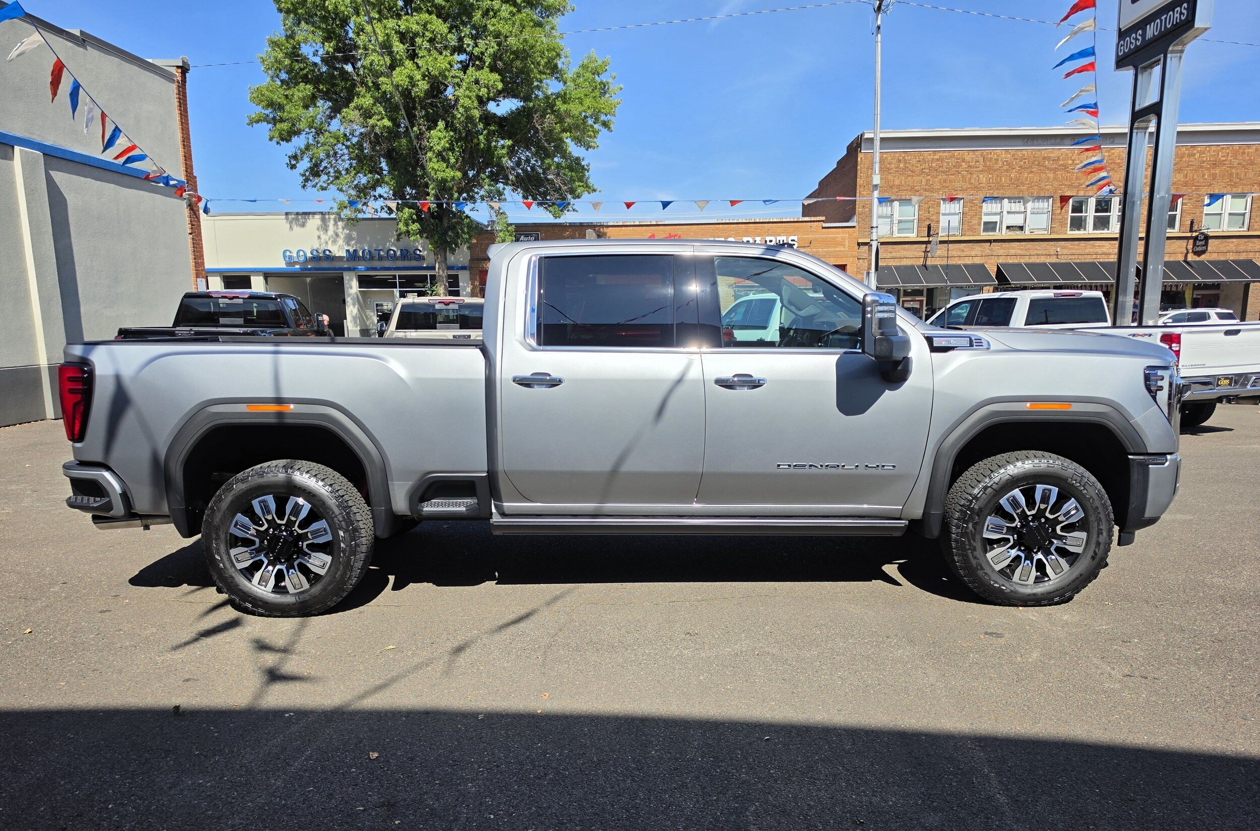 2026 GMC Sierra 2500HD Denali - Photo 9