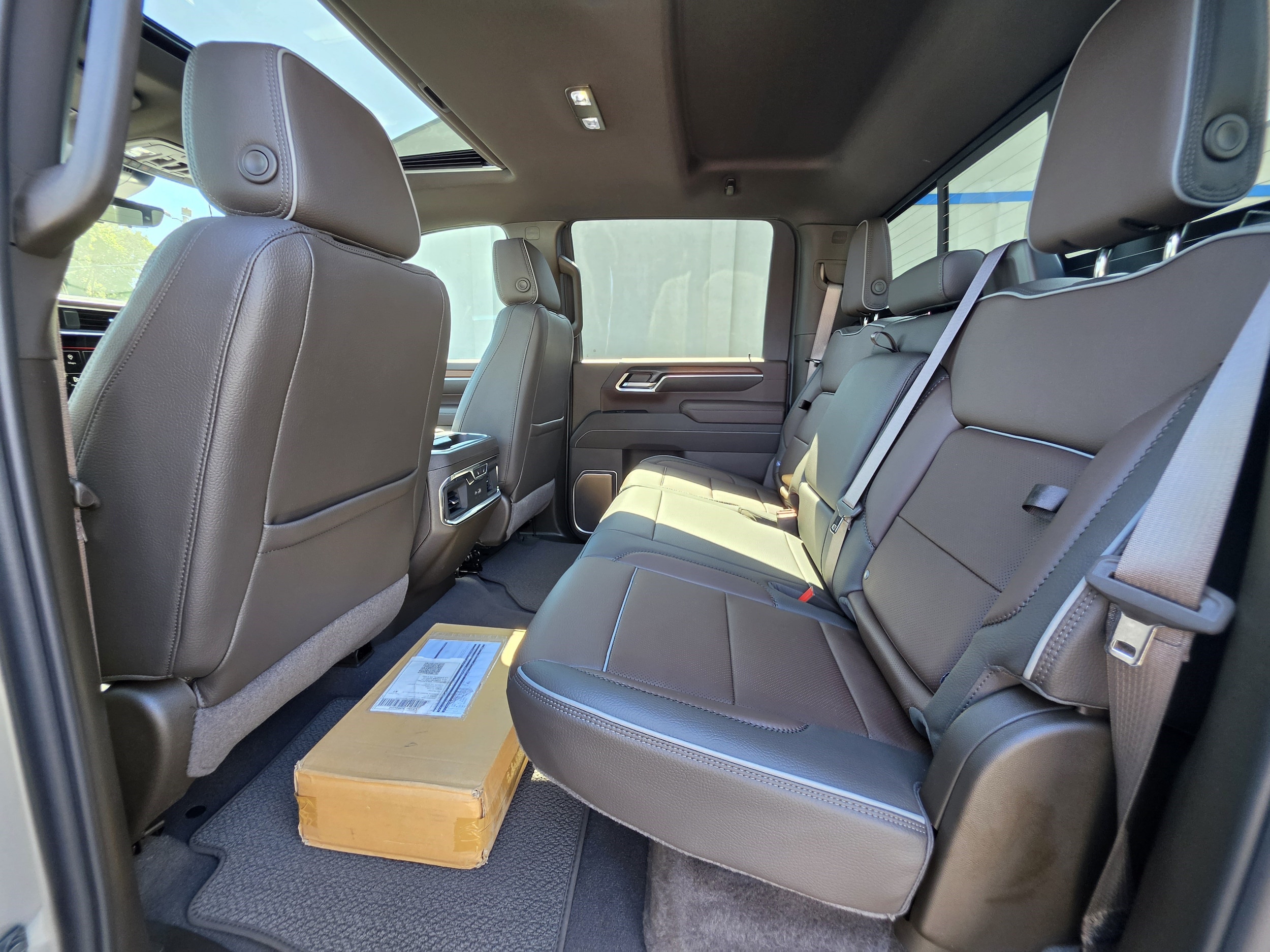2026 GMC Sierra 2500HD Denali - Photo 23