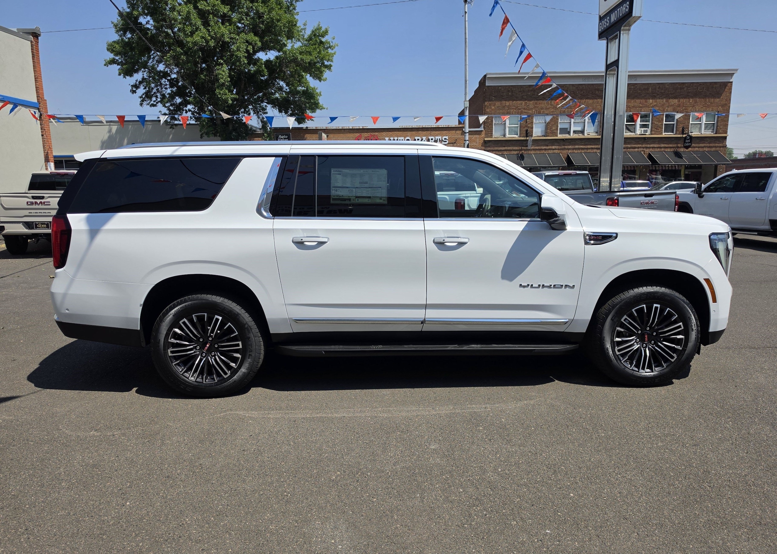 2026 GMC Yukon XL Elevation - Photo 9