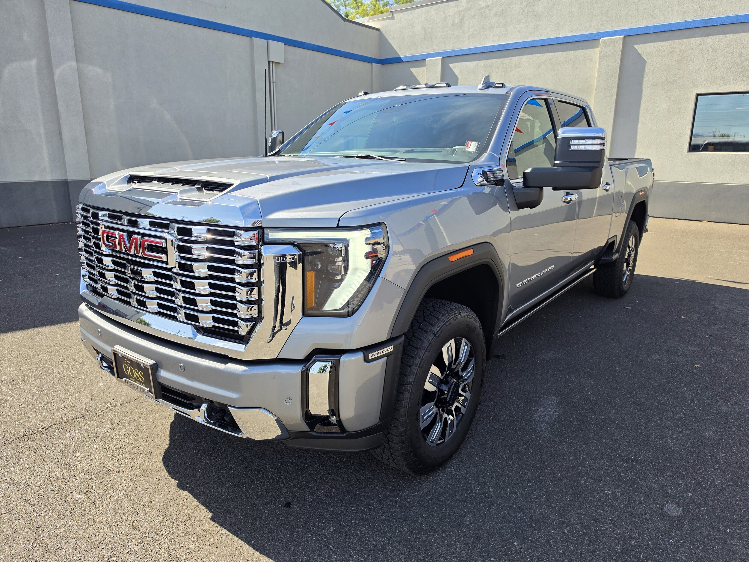 2026 GMC Sierra 2500HD Denali - Photo 4