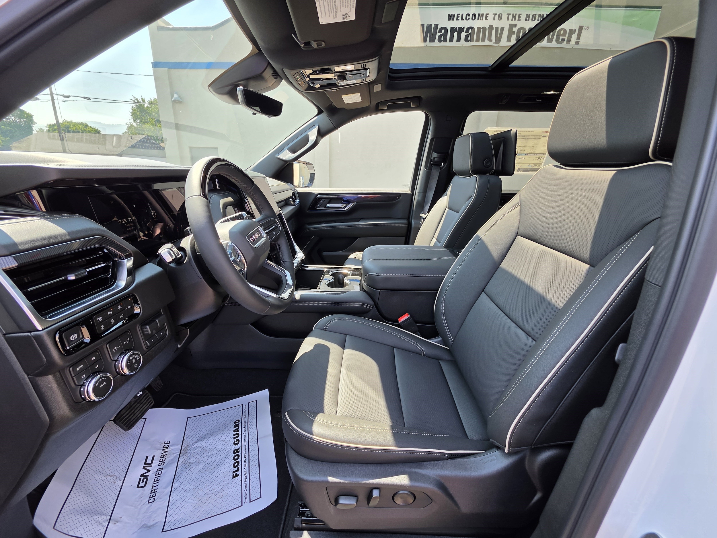 2026 GMC Yukon XL Elevation - Photo 12